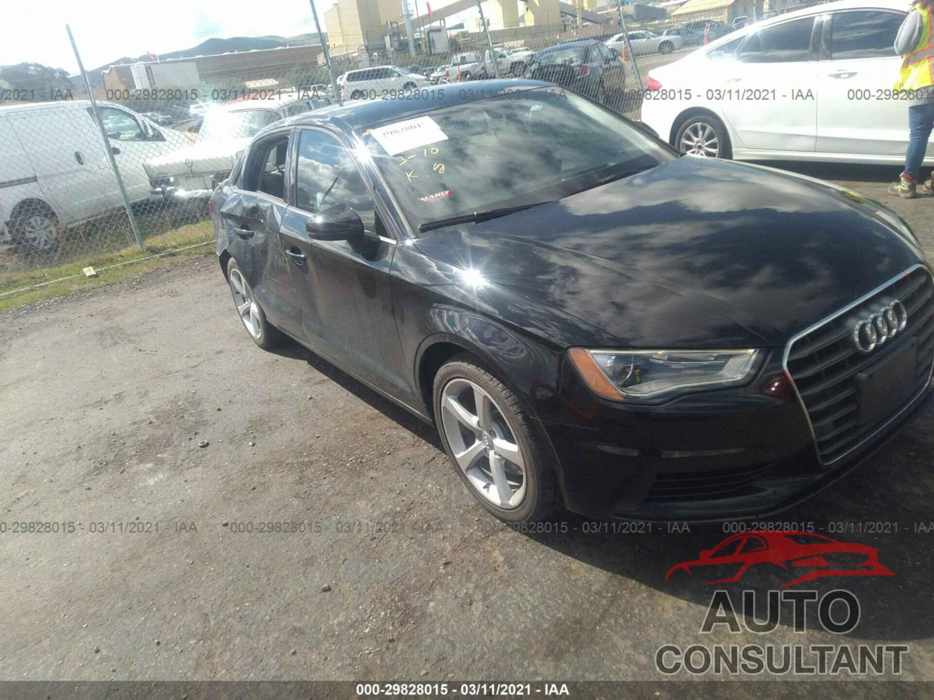 AUDI A3 2016 - WAUA7GFF7G1038878