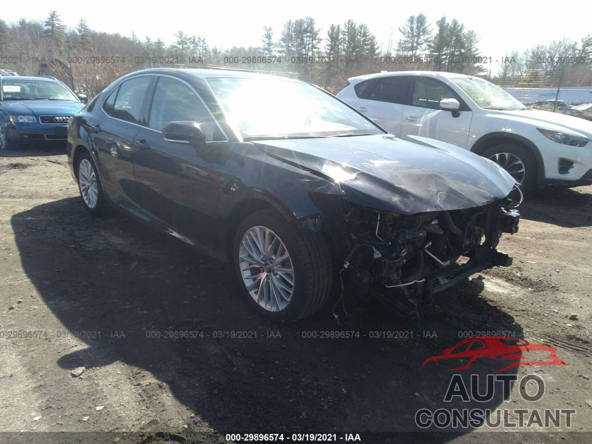 TOYOTA CAMRY 2019 - 4T1B11HKXKU741443