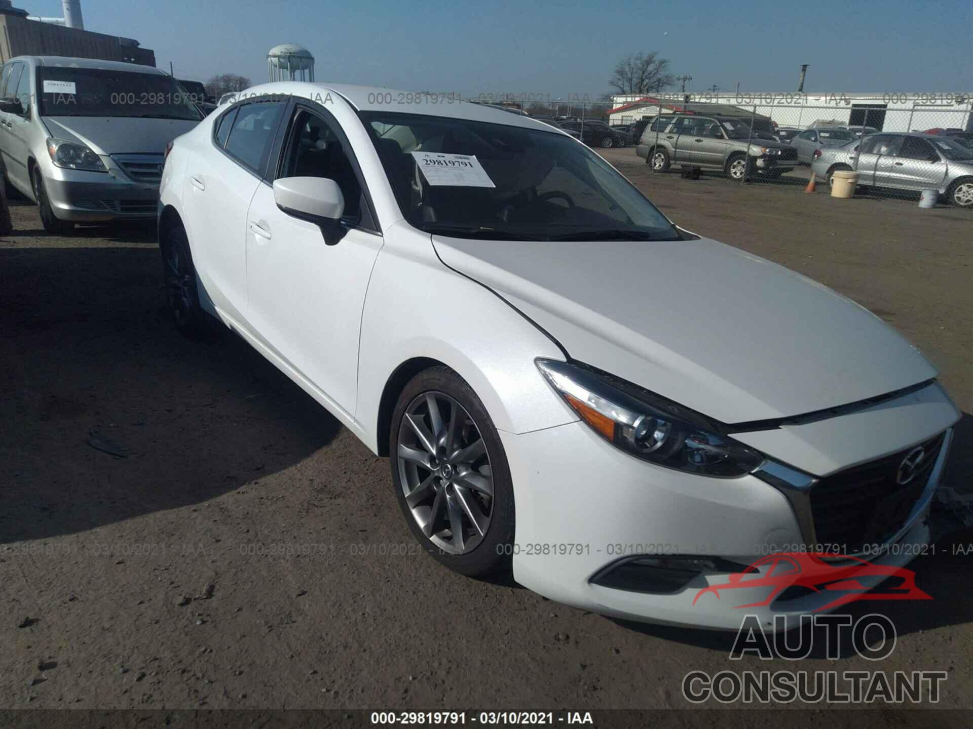 MAZDA MAZDA3 4-DOOR 2018 - 3MZBN1V39JM209588