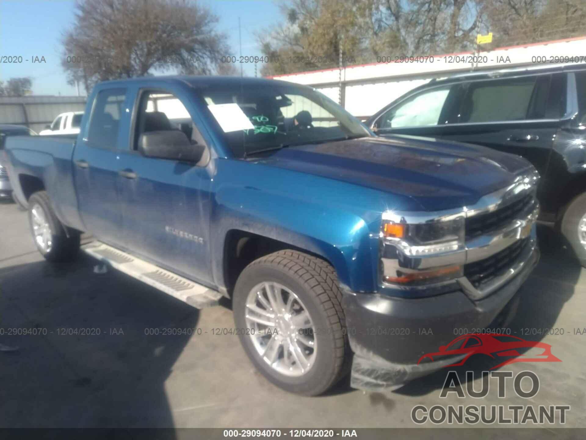 CHEVROLET SILVERADO 1500 2018 - 1GCRCNEH2JZ209408
