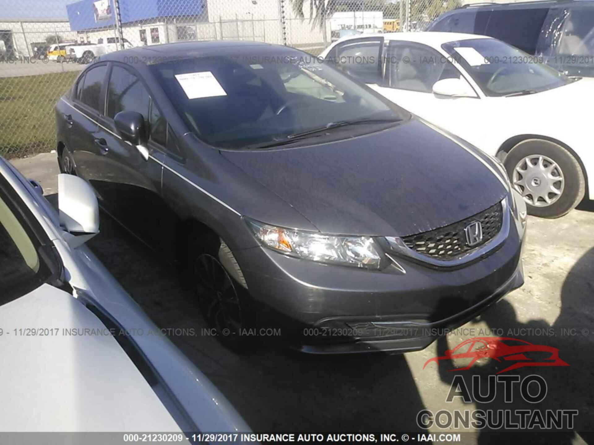 Honda Civic 2015 - 19XFB2F88FE038752