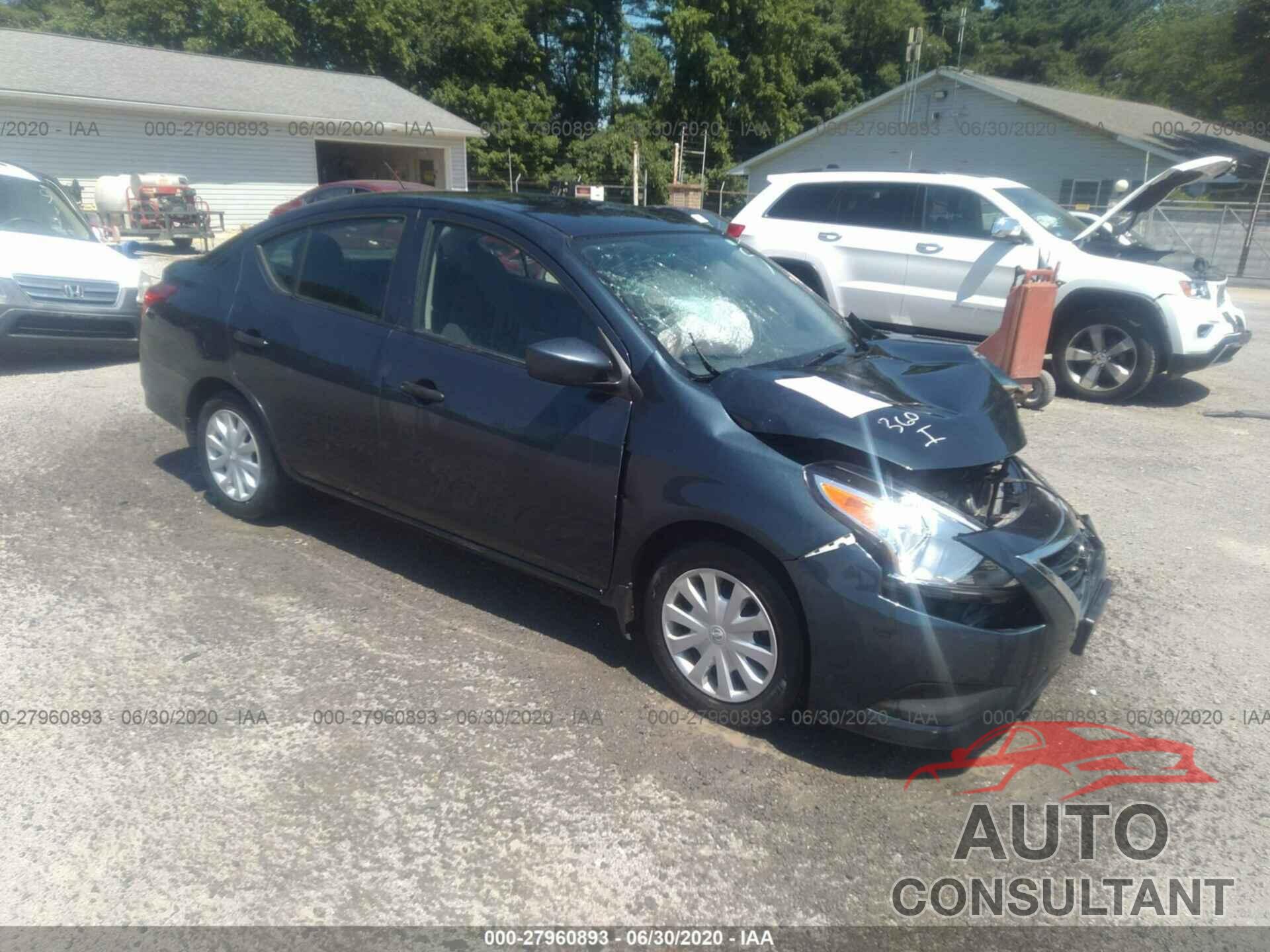 NISSAN VERSA 2017 - 3N1CN7APXHL858743