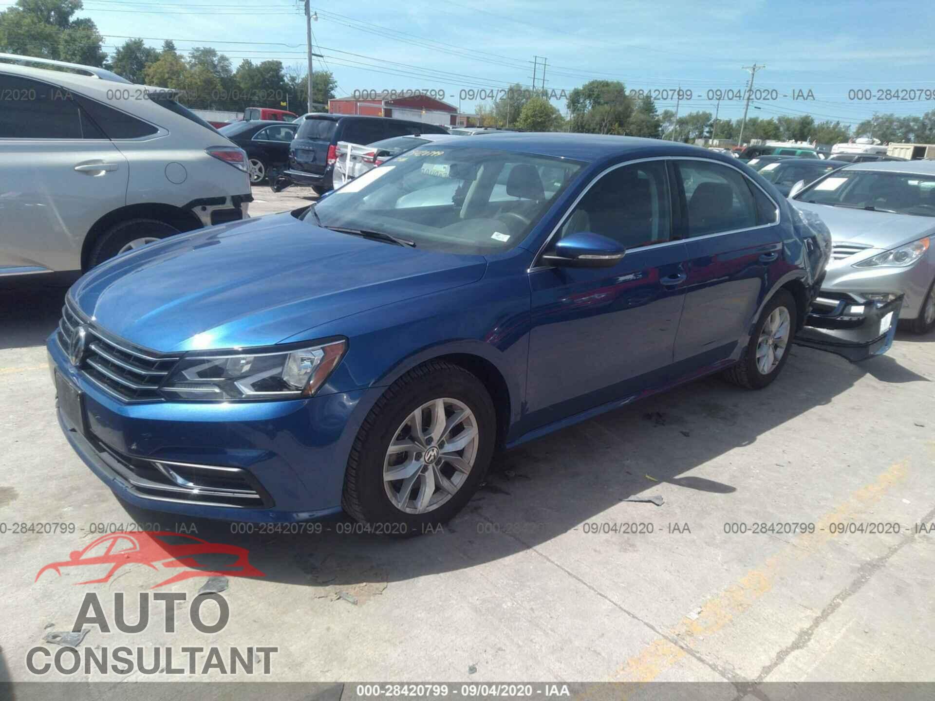 VOLKSWAGEN PASSAT 2017 - 1VWAT7A30HC024593