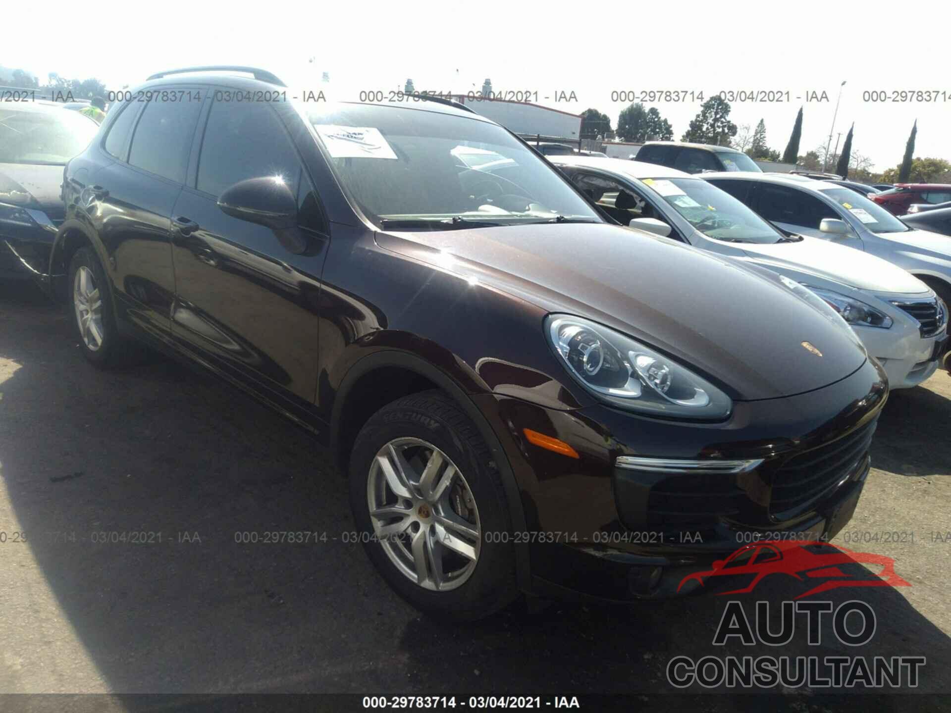 PORSCHE CAYENNE 2016 - WP1AA2A27GKA13595