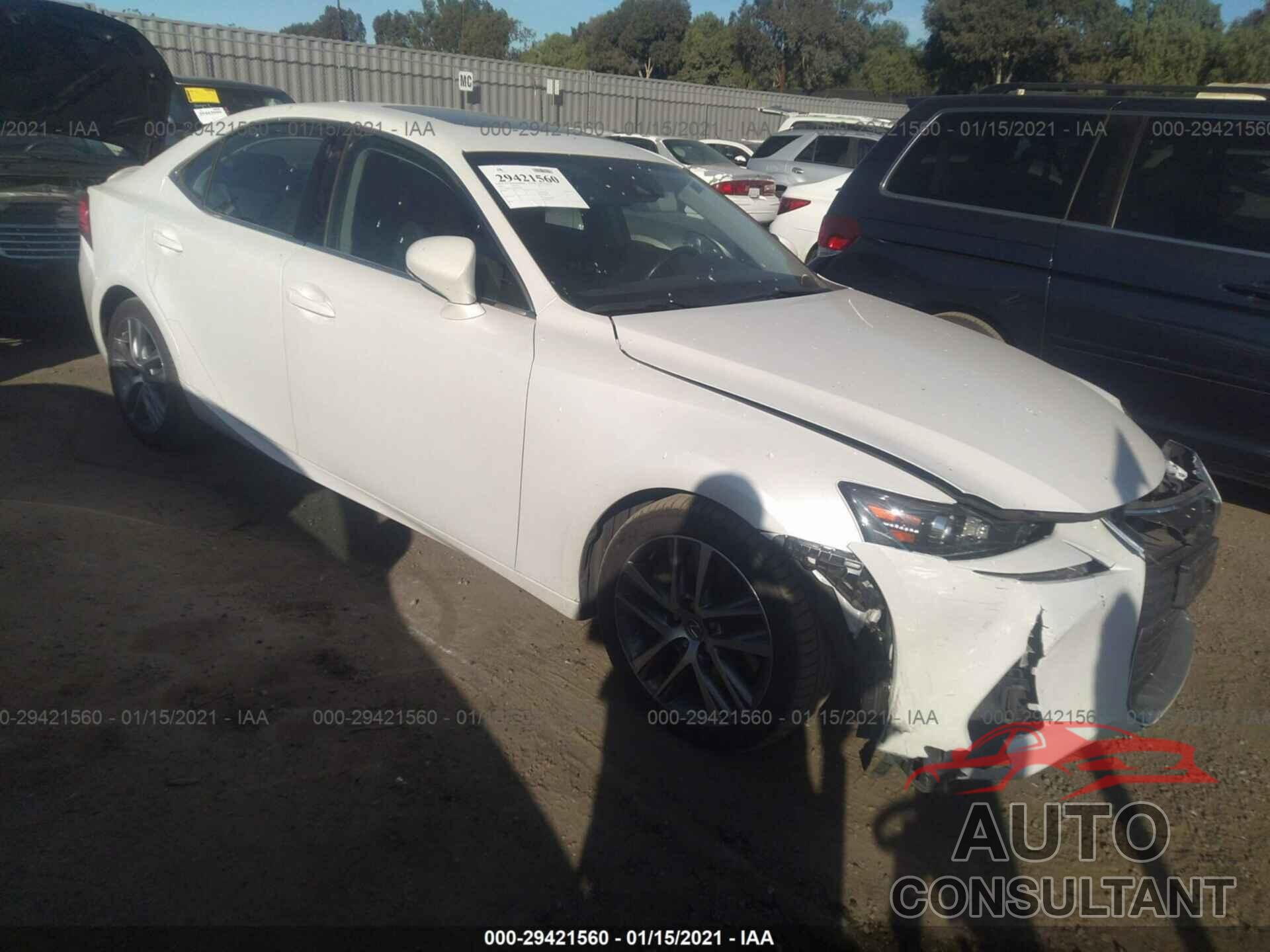 LEXUS IS 2019 - JTHBA1D24K5090135