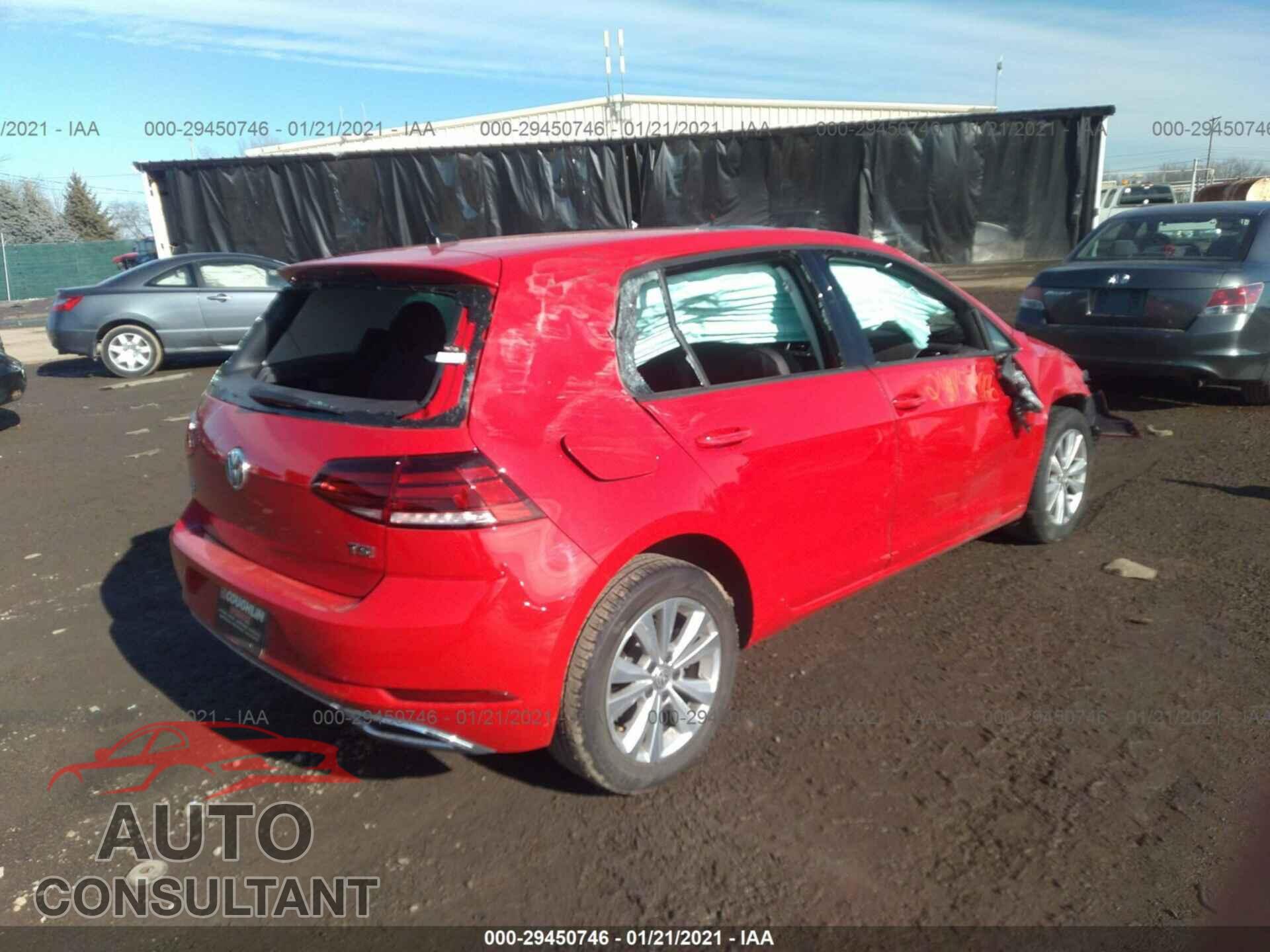 VOLKSWAGEN GOLF 2018 - 3VWG17AUXJM253473