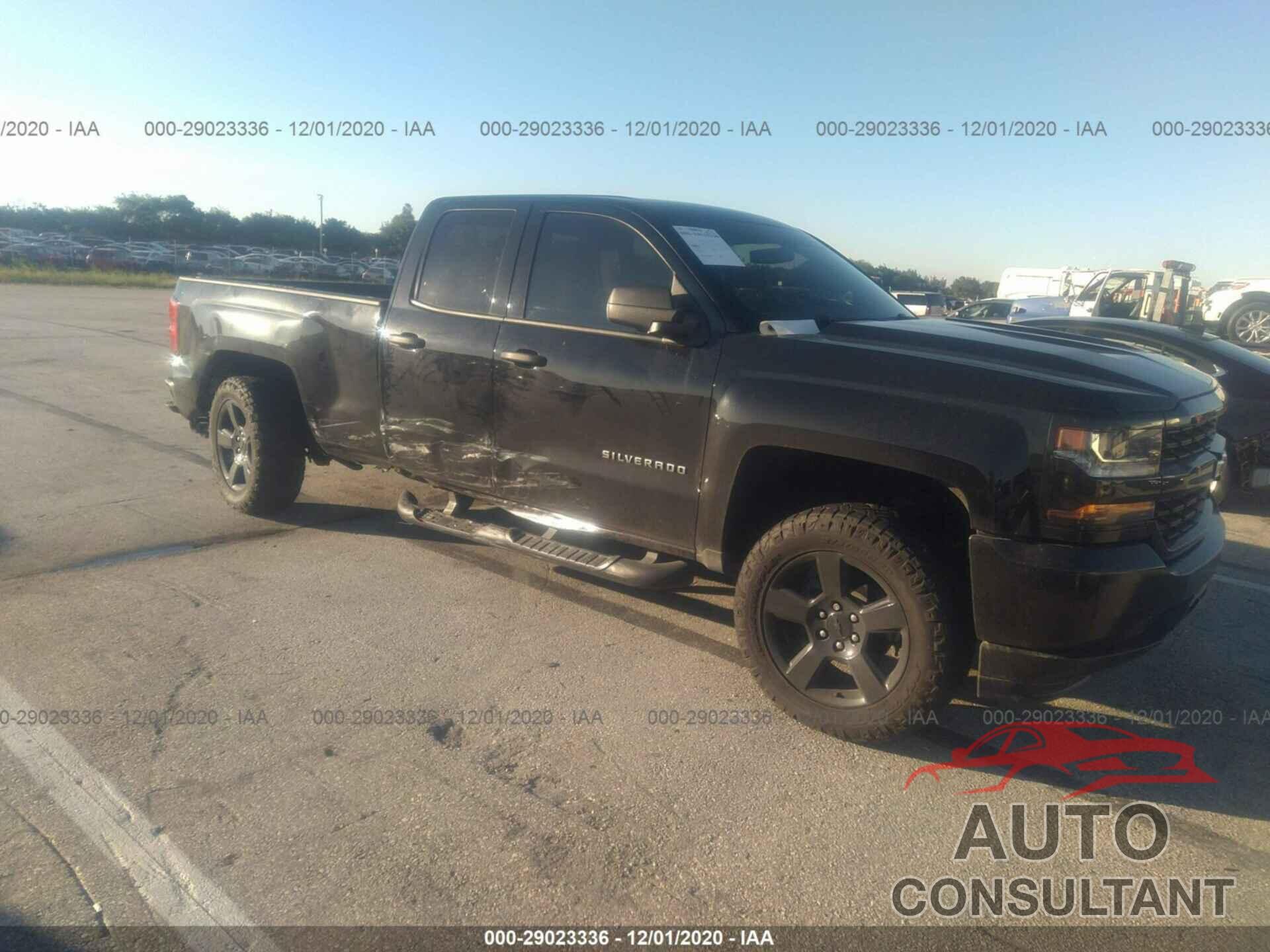 CHEVROLET SILVERADO 1500 2018 - 1GCRCNEC1JZ346022