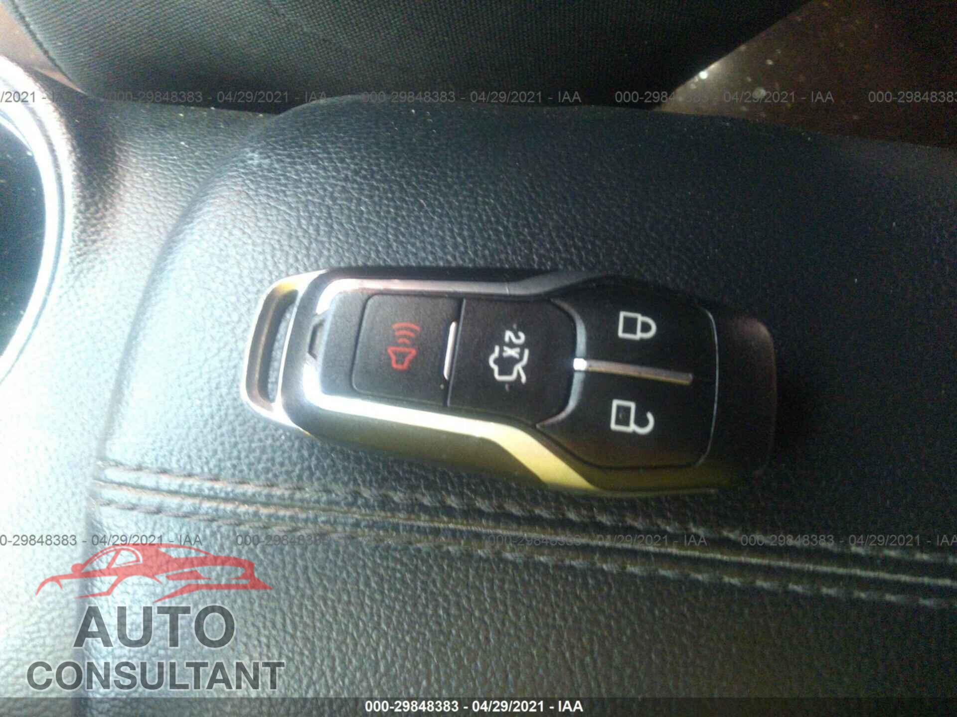 FORD MUSTANG 2017 - 1FA6P8CF8H5247730