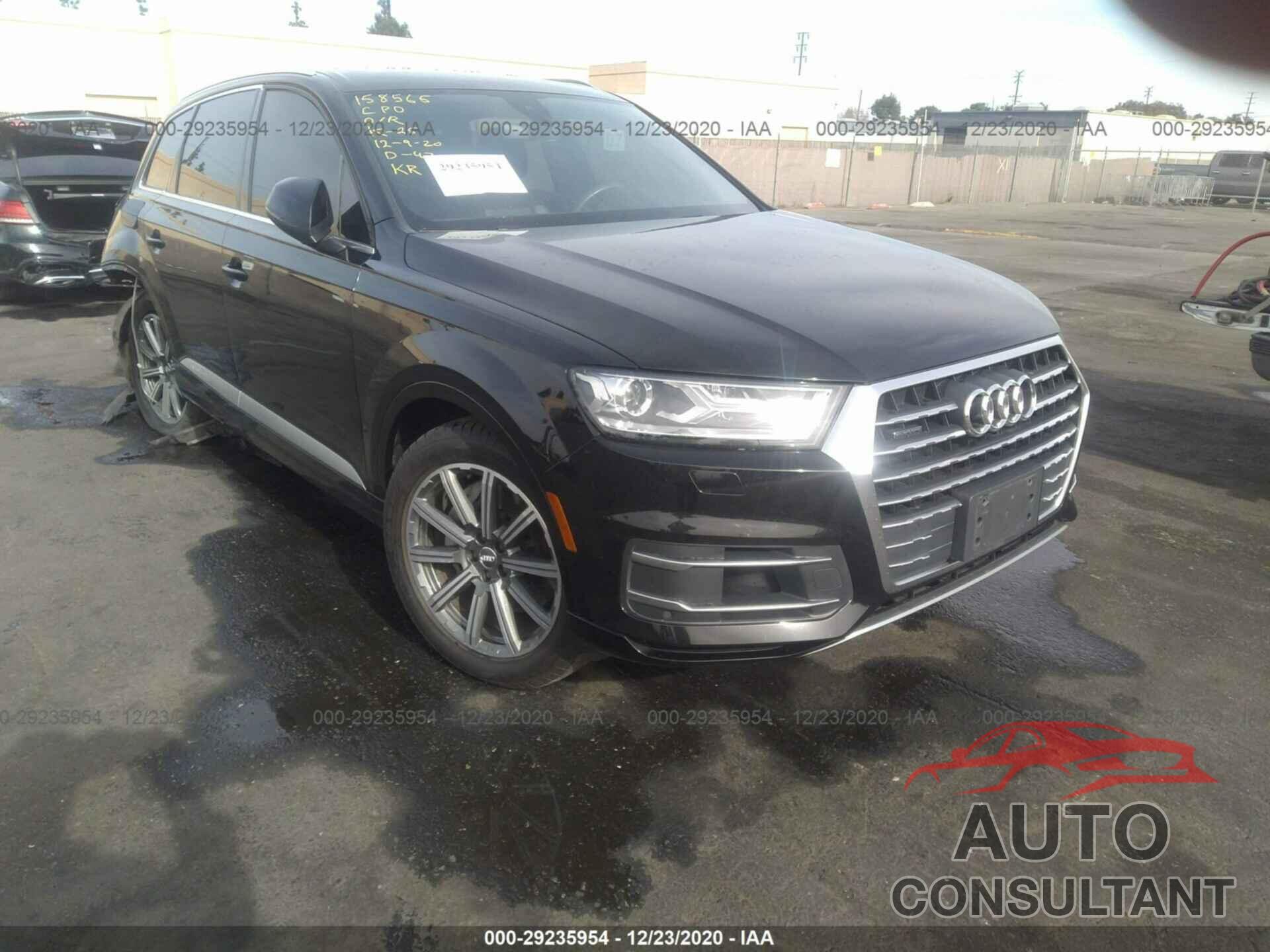 AUDI Q7 2018 - WA1LAAF70JD000248