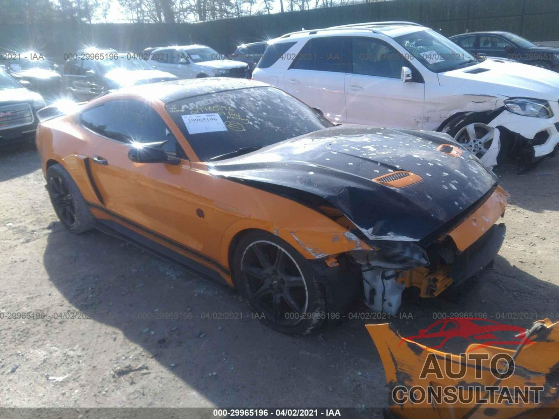 FORD MUSTANG 2019 - 1FA6P8TH1K5140625