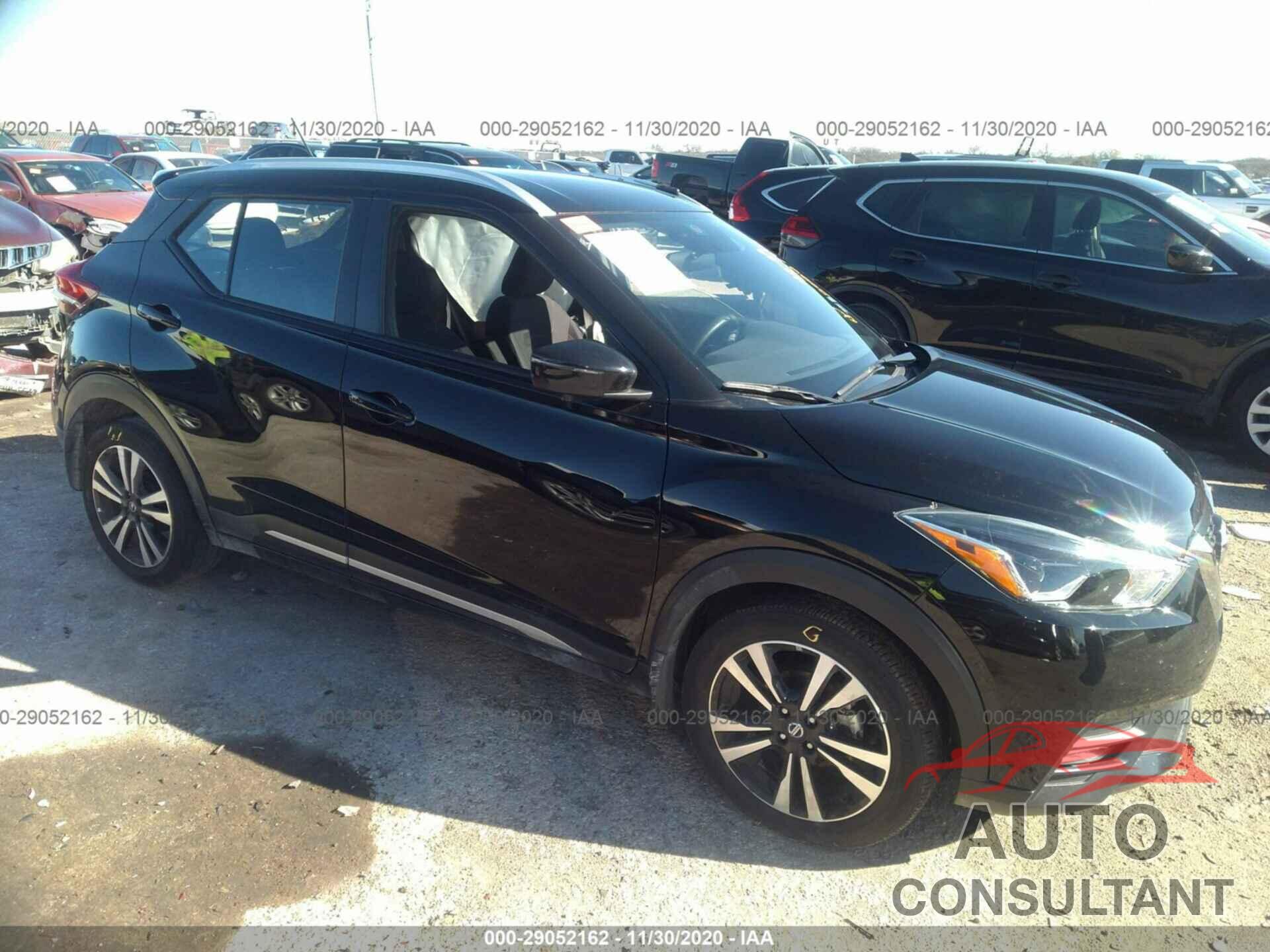 NISSAN KICKS 2018 - 3N1CP5CU2JL510961