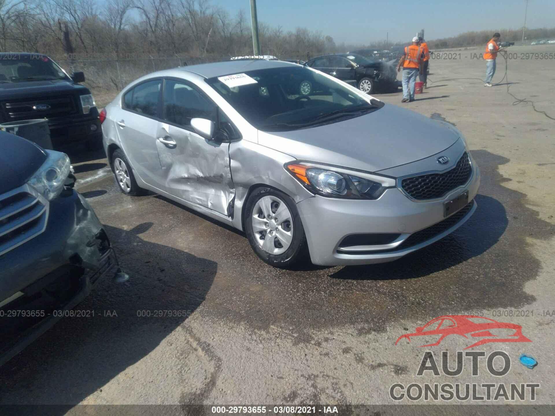 KIA FORTE 2016 - KNAFK4A61G5563020