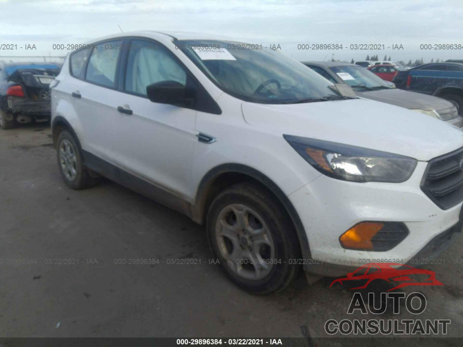 FORD ESCAPE 2018 - 1FMCU0F71JUA31639