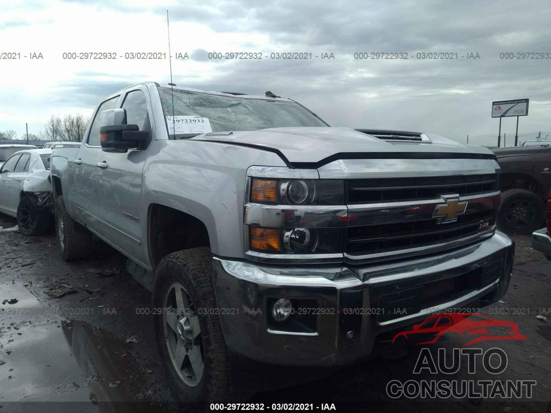 CHEVROLET SILVERADO 2500HD 2018 - 1GC1KWEY1JF266142