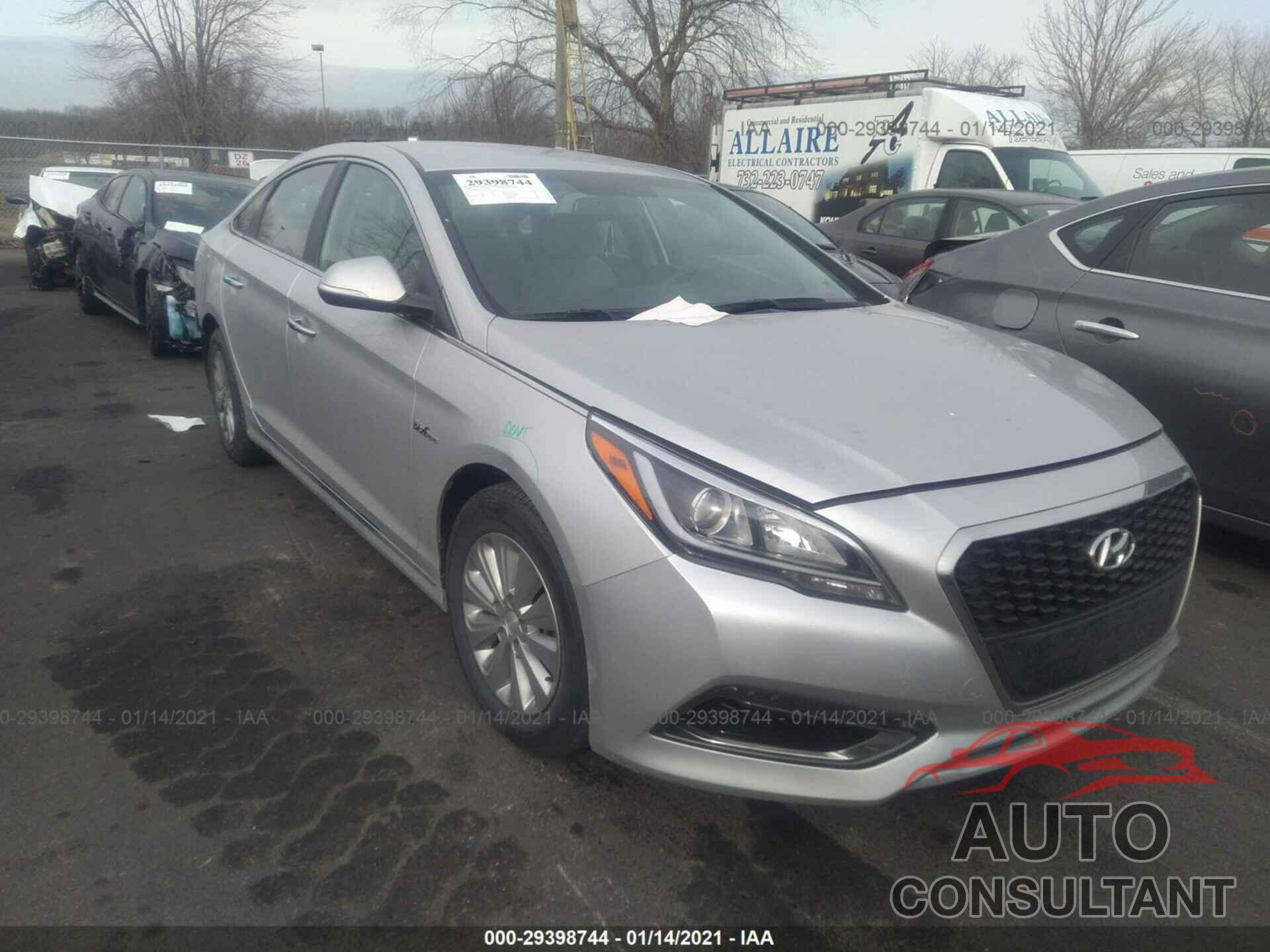 HYUNDAI SONATA HYBRID 2016 - KMHE24L13GA017046