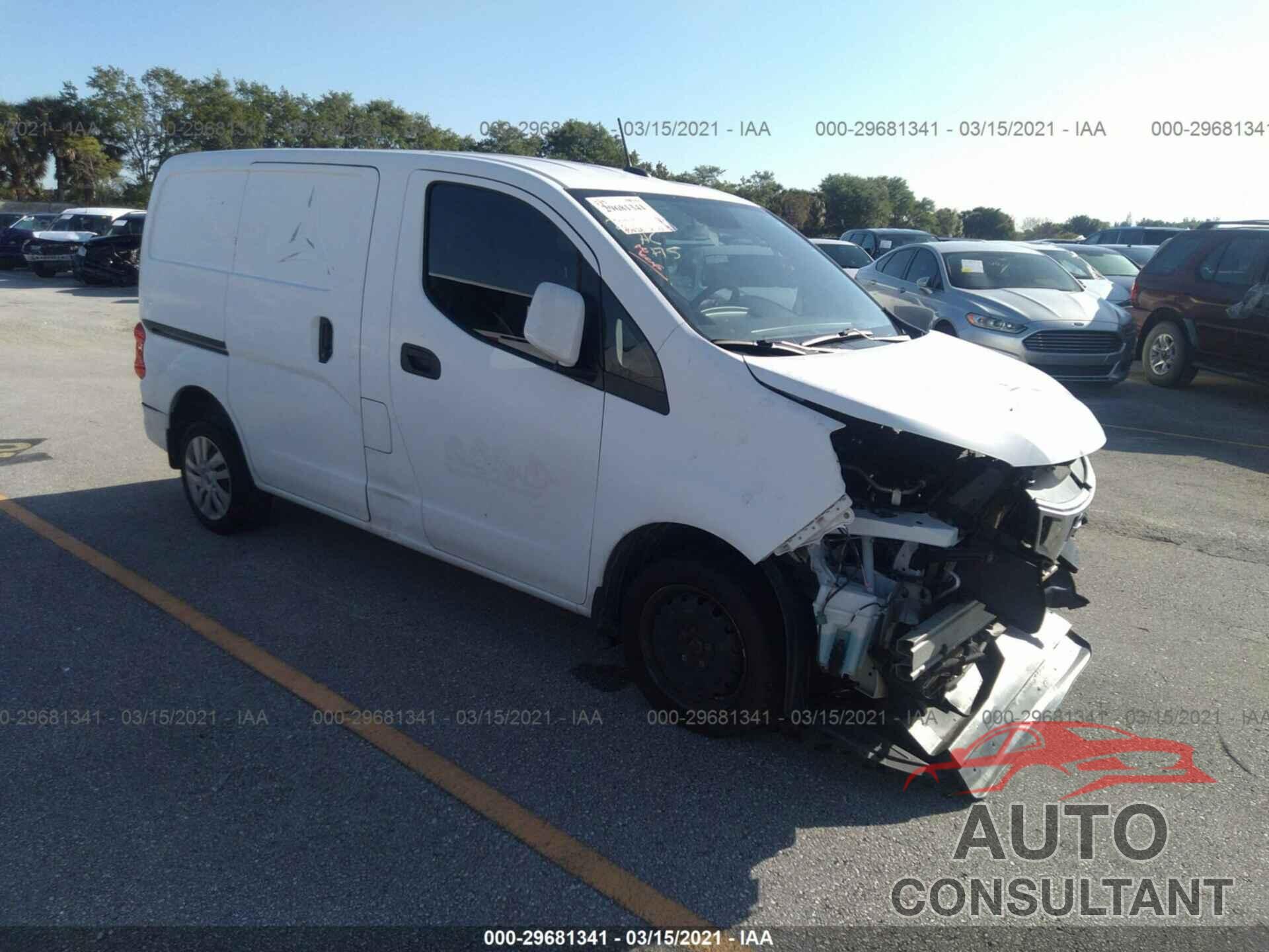 NISSAN NV200 COMPACT CARGO 2017 - 3N6CM0KN8HK697316