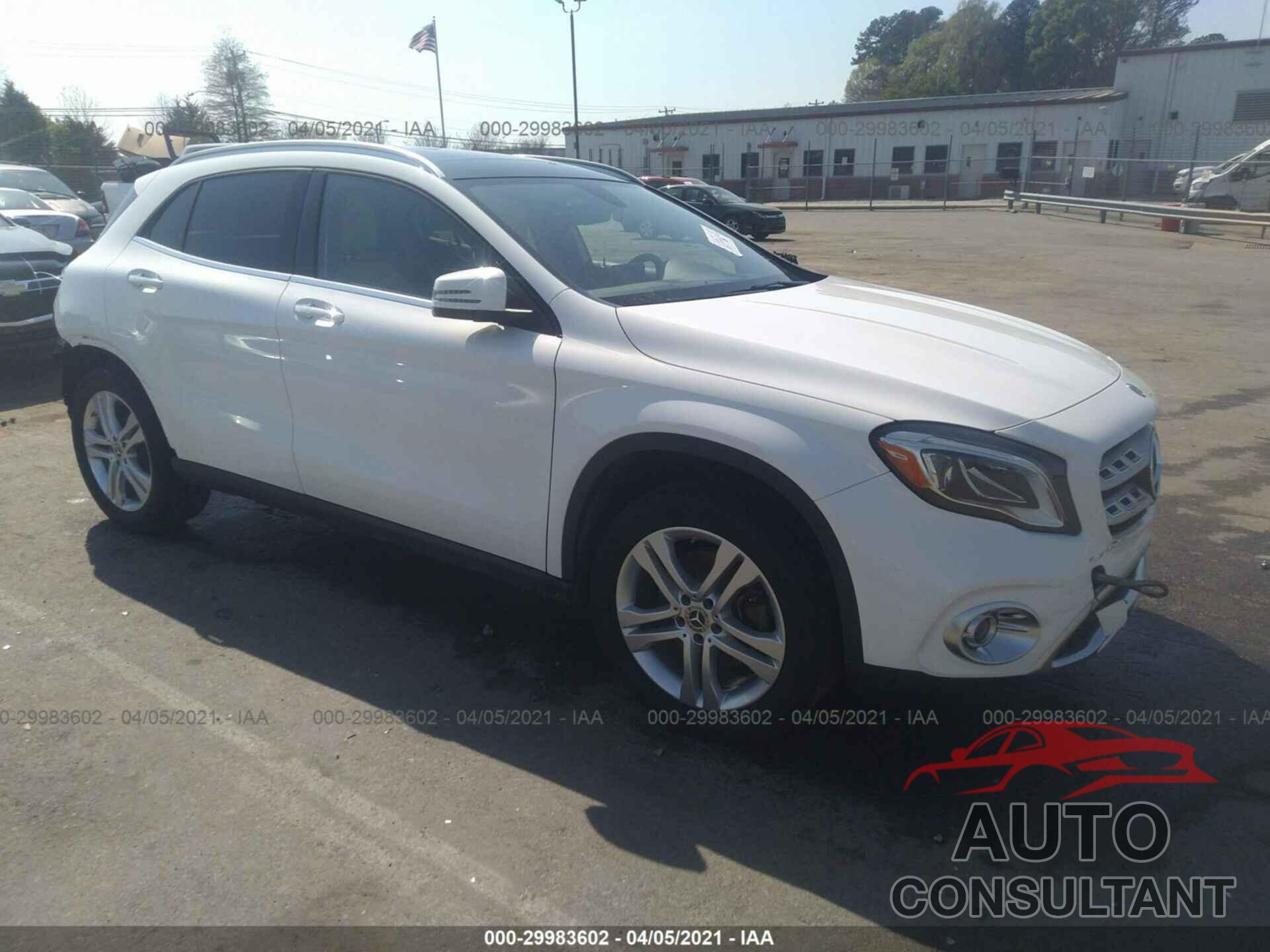 MERCEDES-BENZ GLA 2020 - WDCTG4GB0LU025186