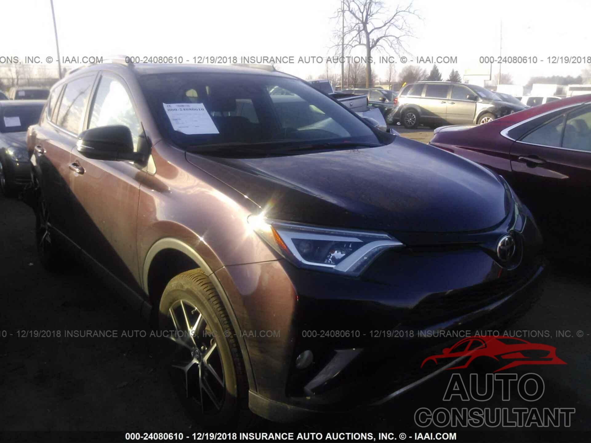 TOYOTA RAV4 2018 - 2T3JFREV6JW699305