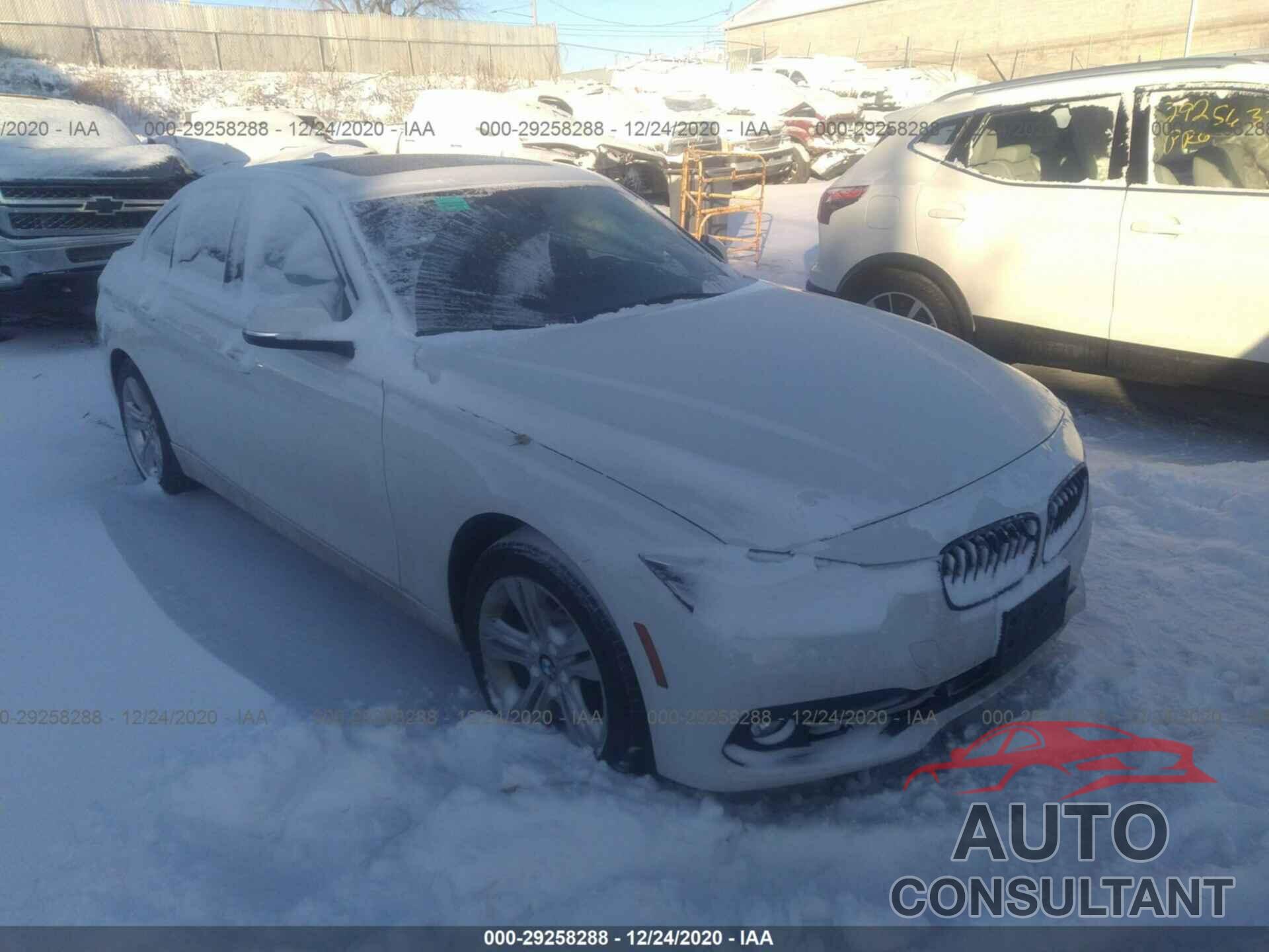 BMW 3 SERIES 2016 - WBA8E3C56GK500494