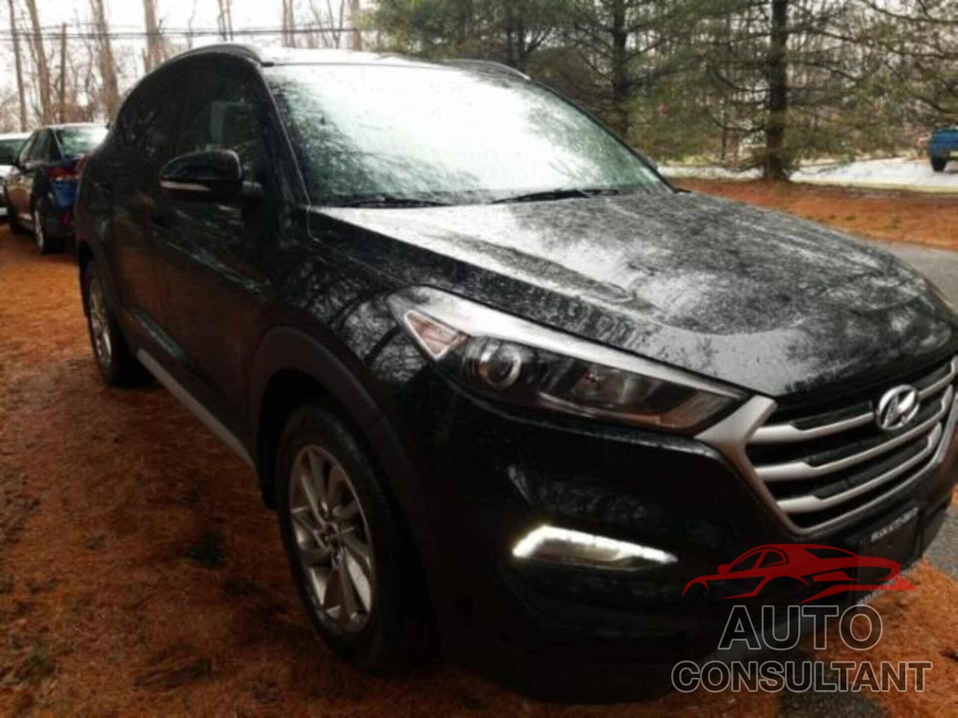 HYUNDAI TUCSON 2018 - KM8J3CA47JU651193