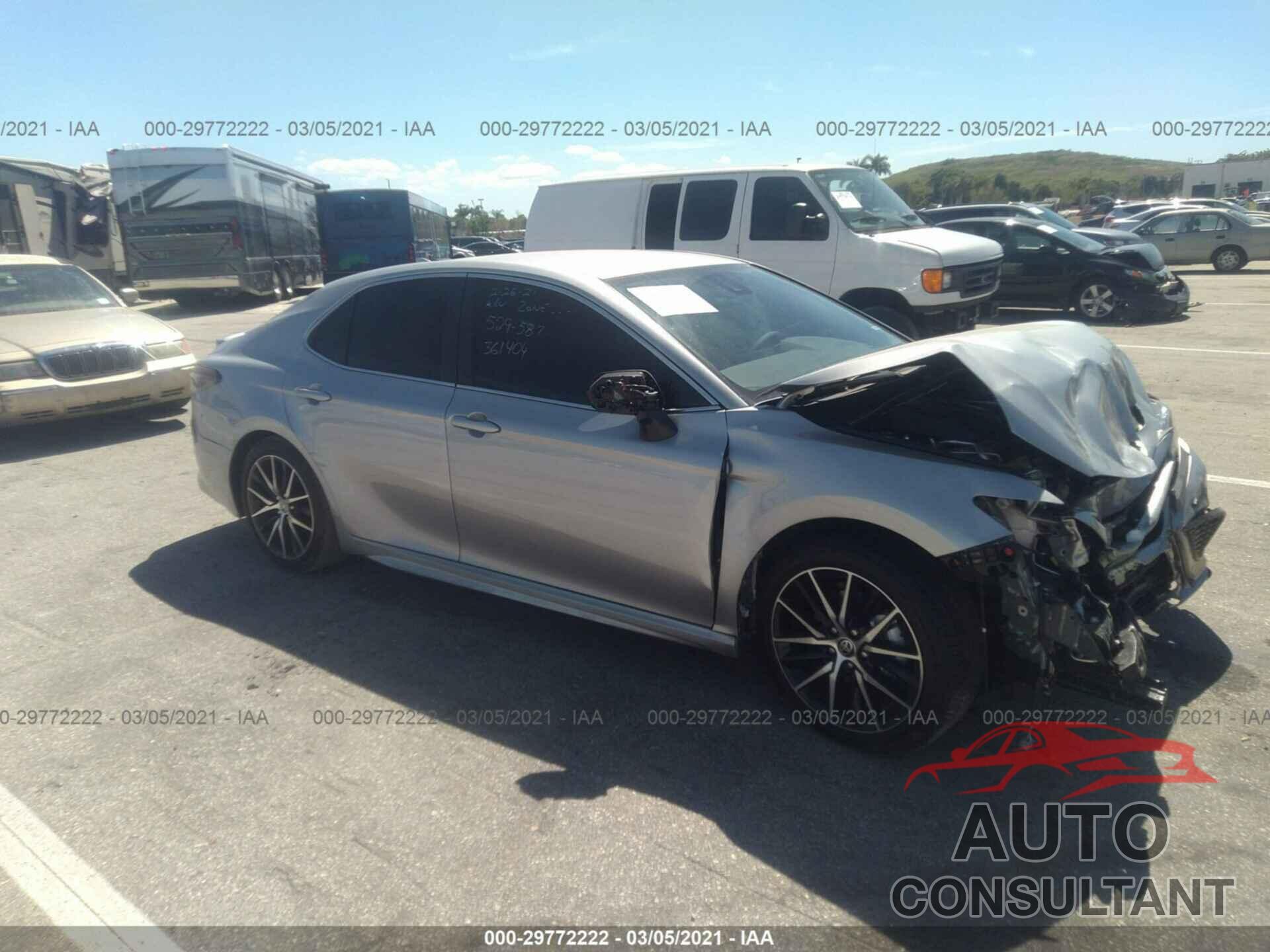 TOYOTA CAMRY 2021 - 4T1G11AK3MU545458