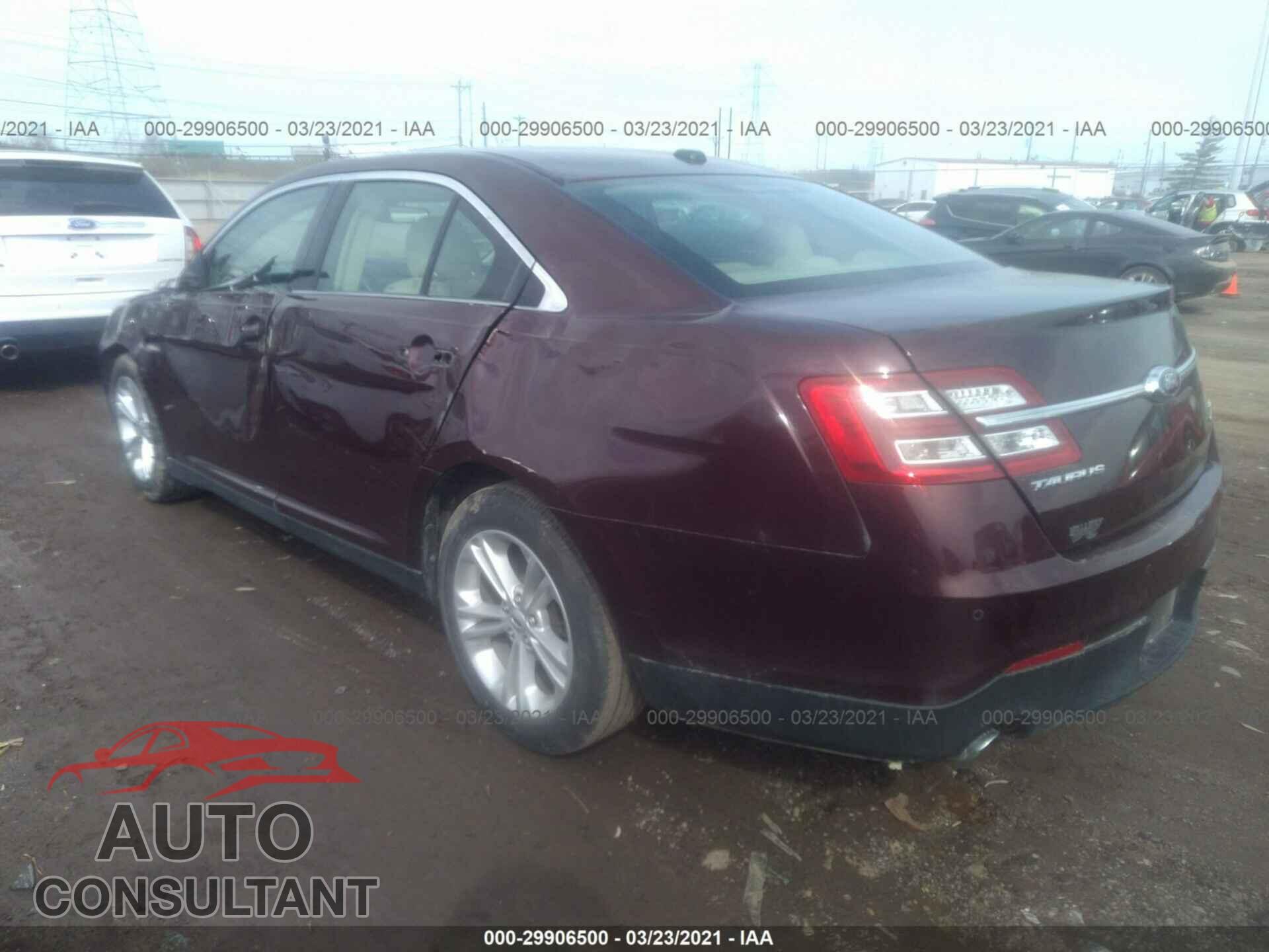 FORD TAURUS 2018 - 1FAHP2E83JG115084