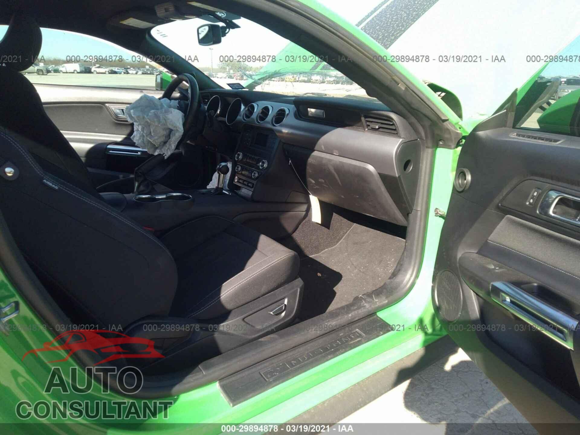 FORD MUSTANG 2019 - 1FA6P8CF9K5118242
