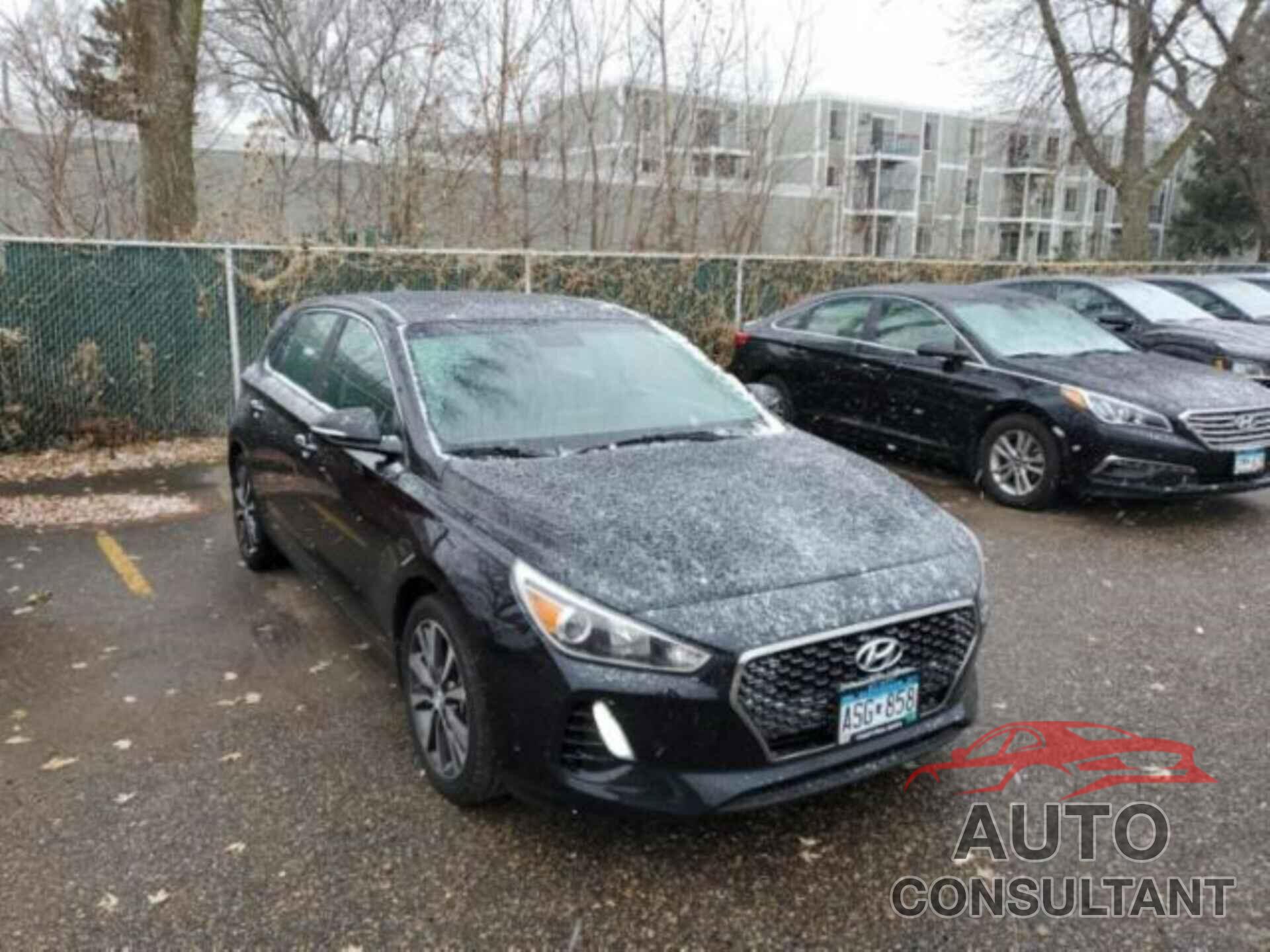 HYUNDAI ELANTRA GT 2018 - KMHH35LE9JU009770