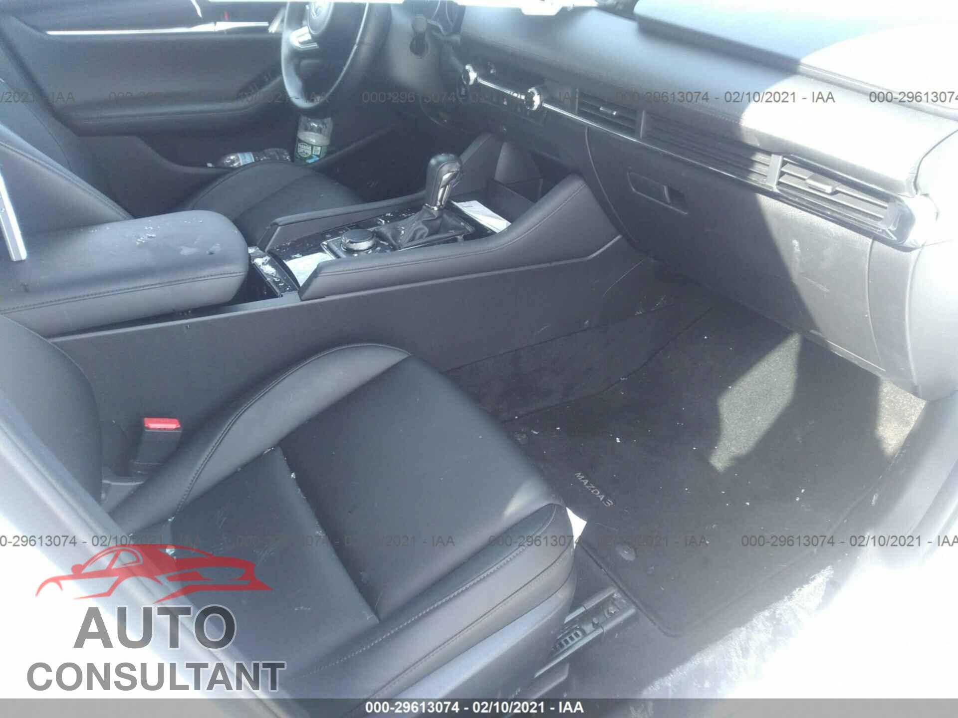 MAZDA MAZDA3 HATCHBACK 2019 - JM1BPALM8K1108016