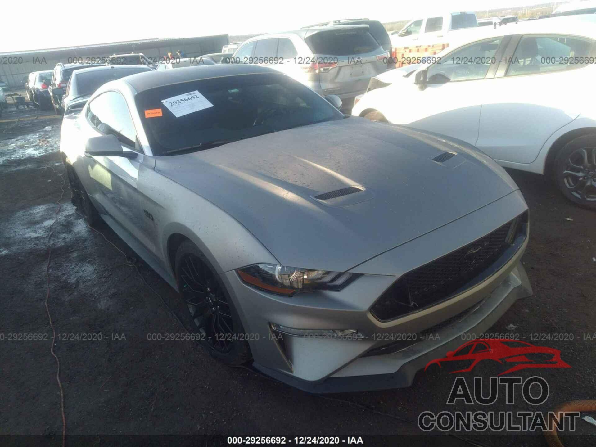 FORD MUSTANG 2019 - 1FA6P8CFXK5175131