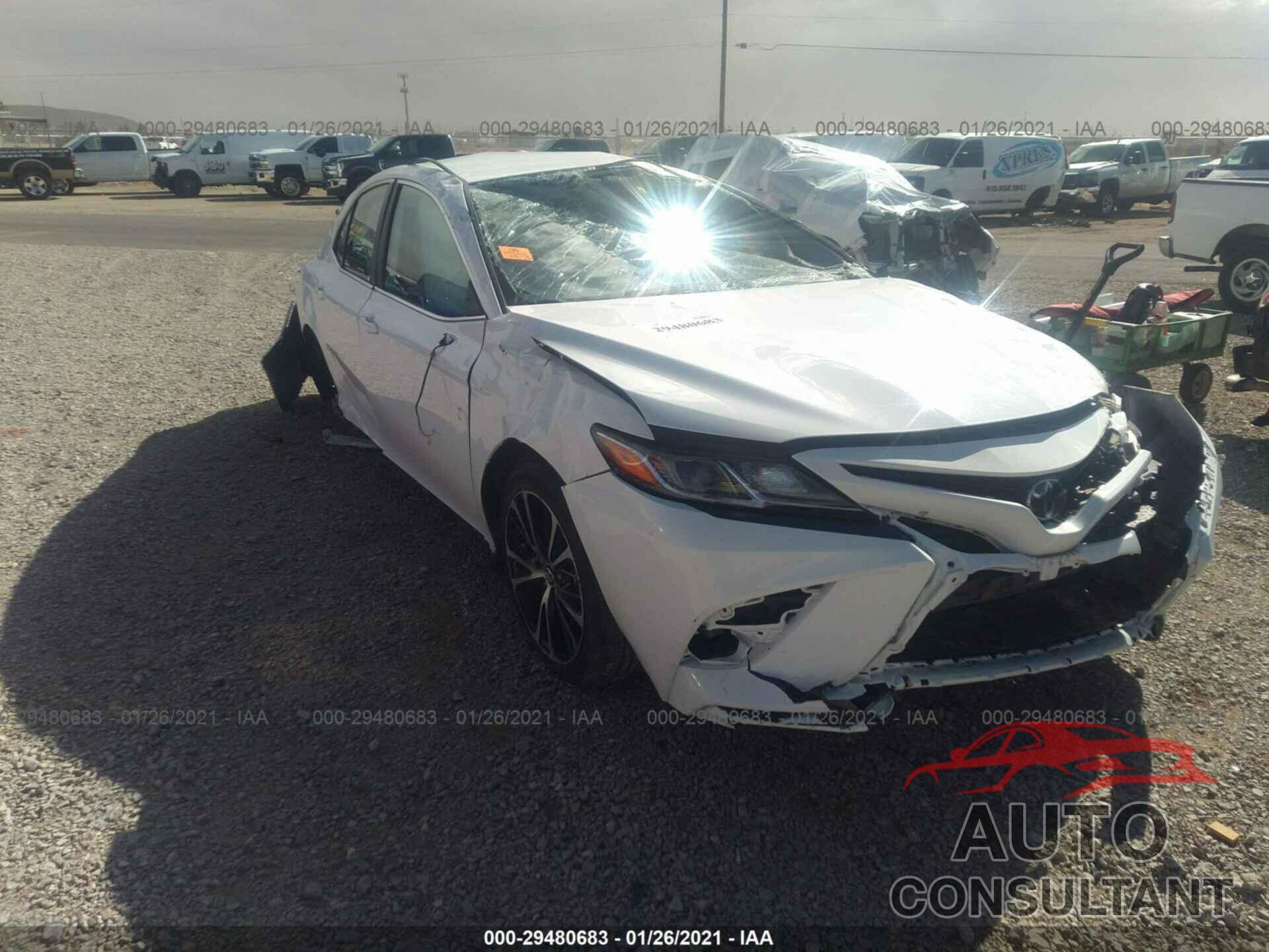 TOYOTA CAMRY 2020 - 4T1G11AK8LU928827