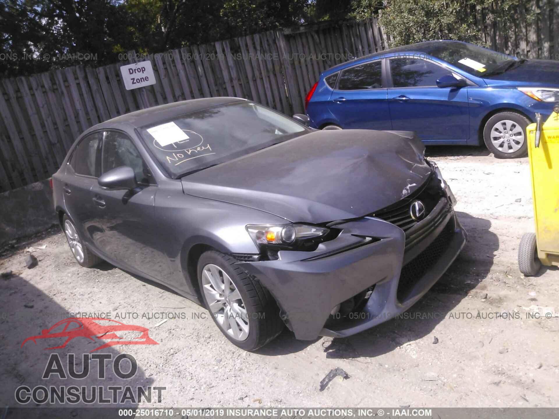 LEXUS IS 2014 - JTHBF1D22E5025743
