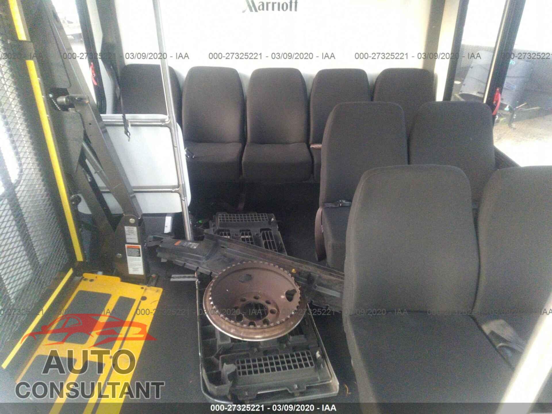 FORD E-SERIES CUTAWAY 2018 - 1FDEE3F66JDC14405