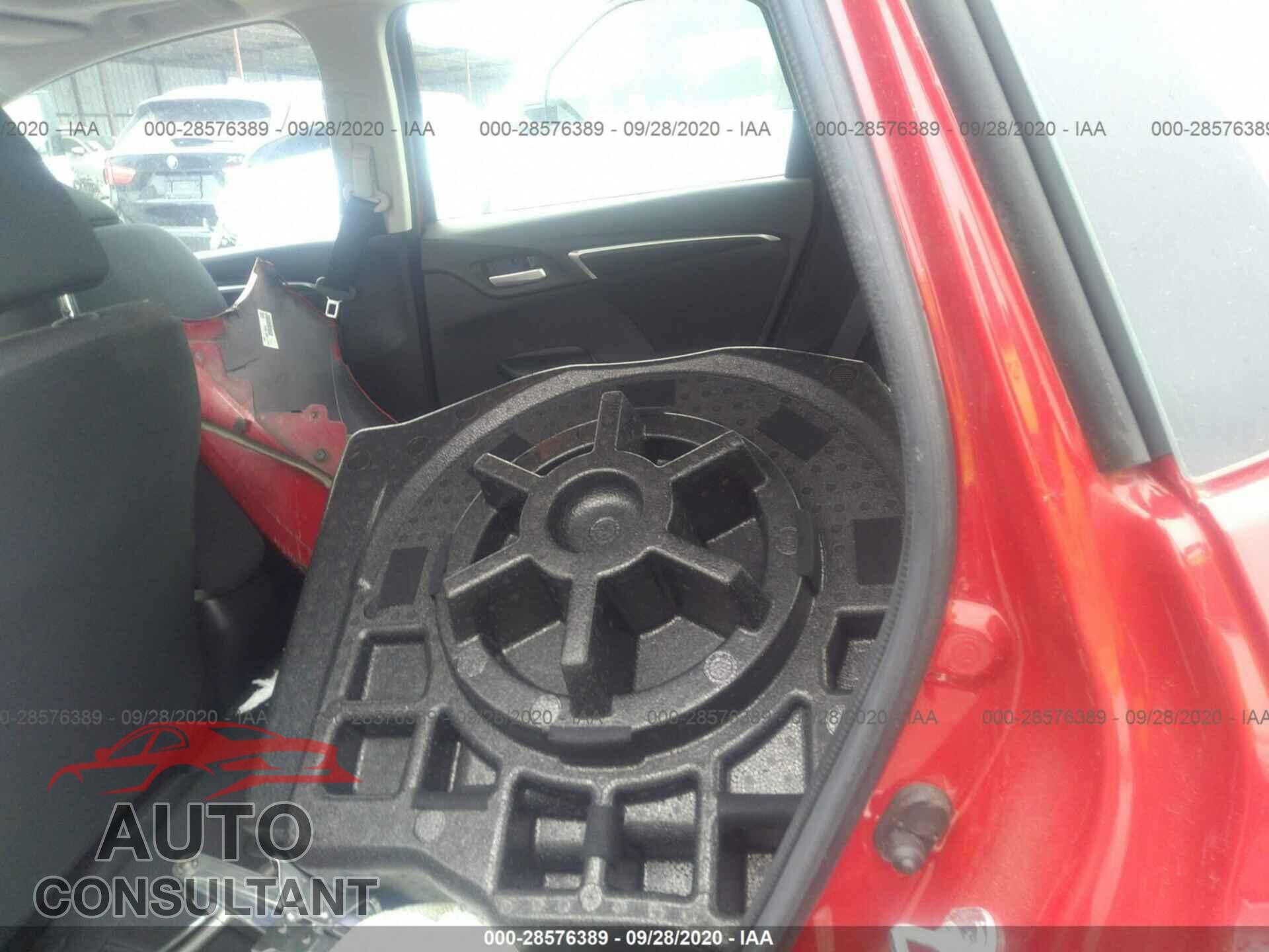 HONDA FIT 2017 - JHMGK5H77HS011230