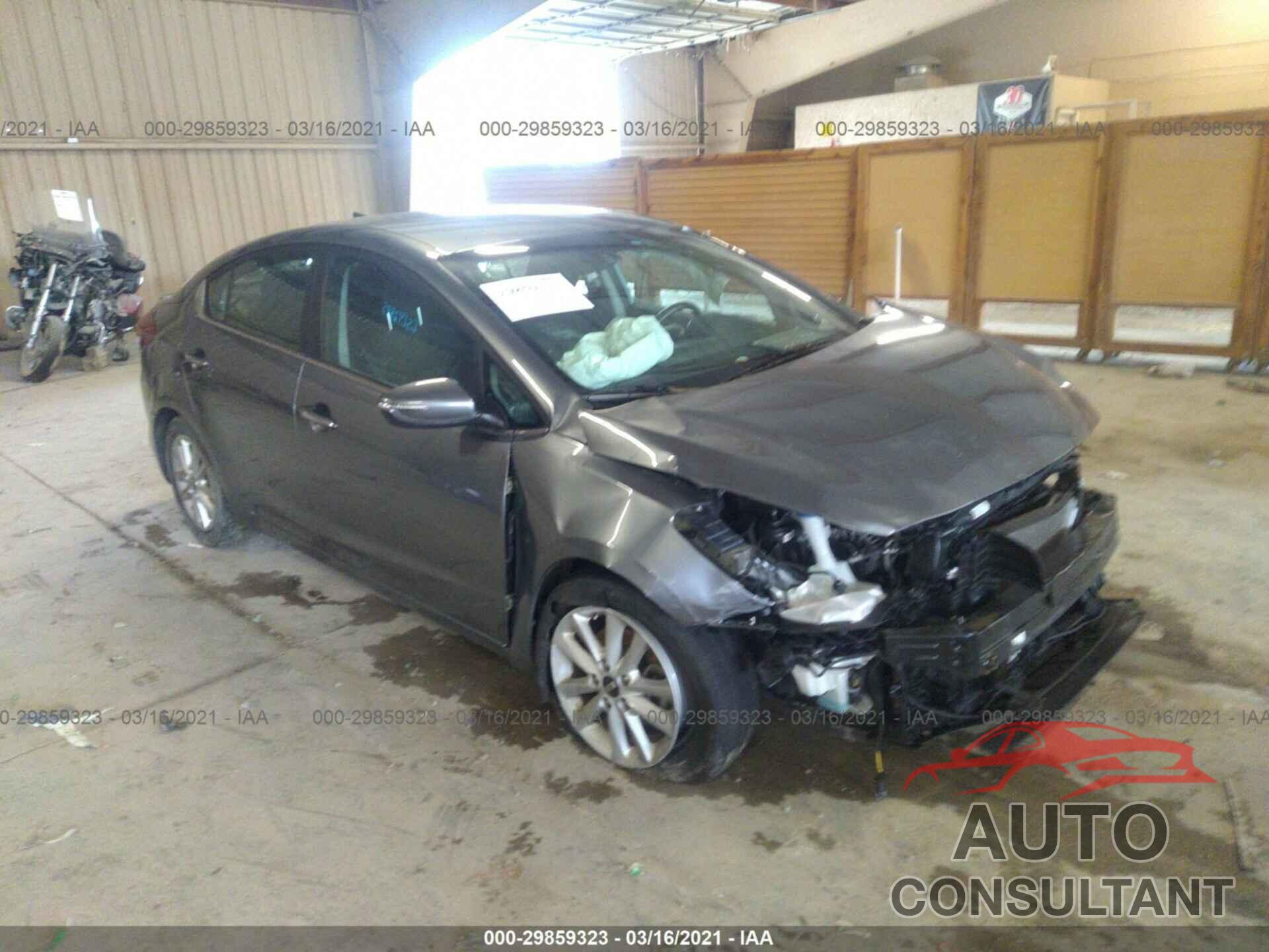 KIA FORTE 2017 - 3KPFL4A77HE099844