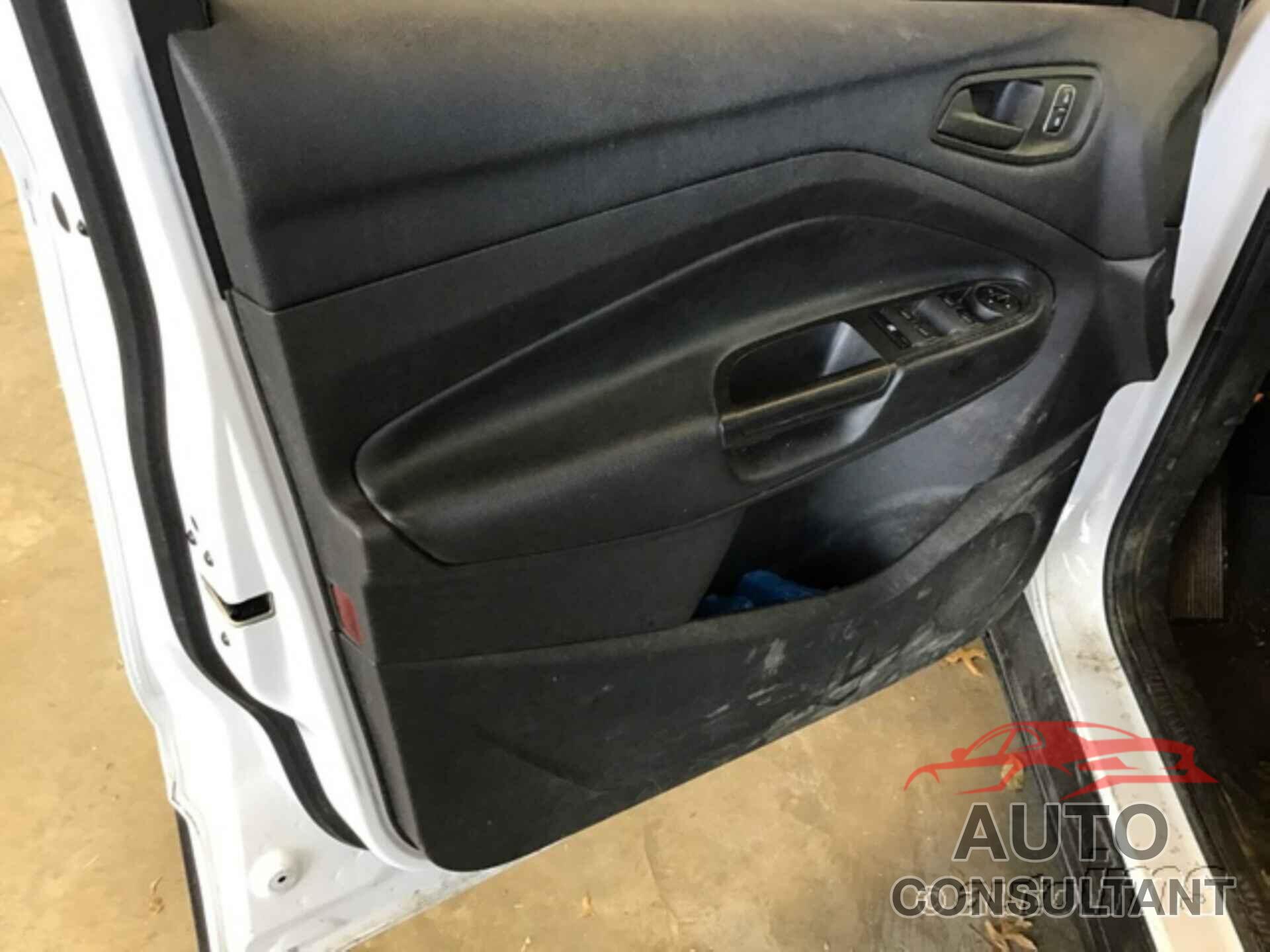 FORD ESCAPE 2018 - 1FMCU0F77JUC17458