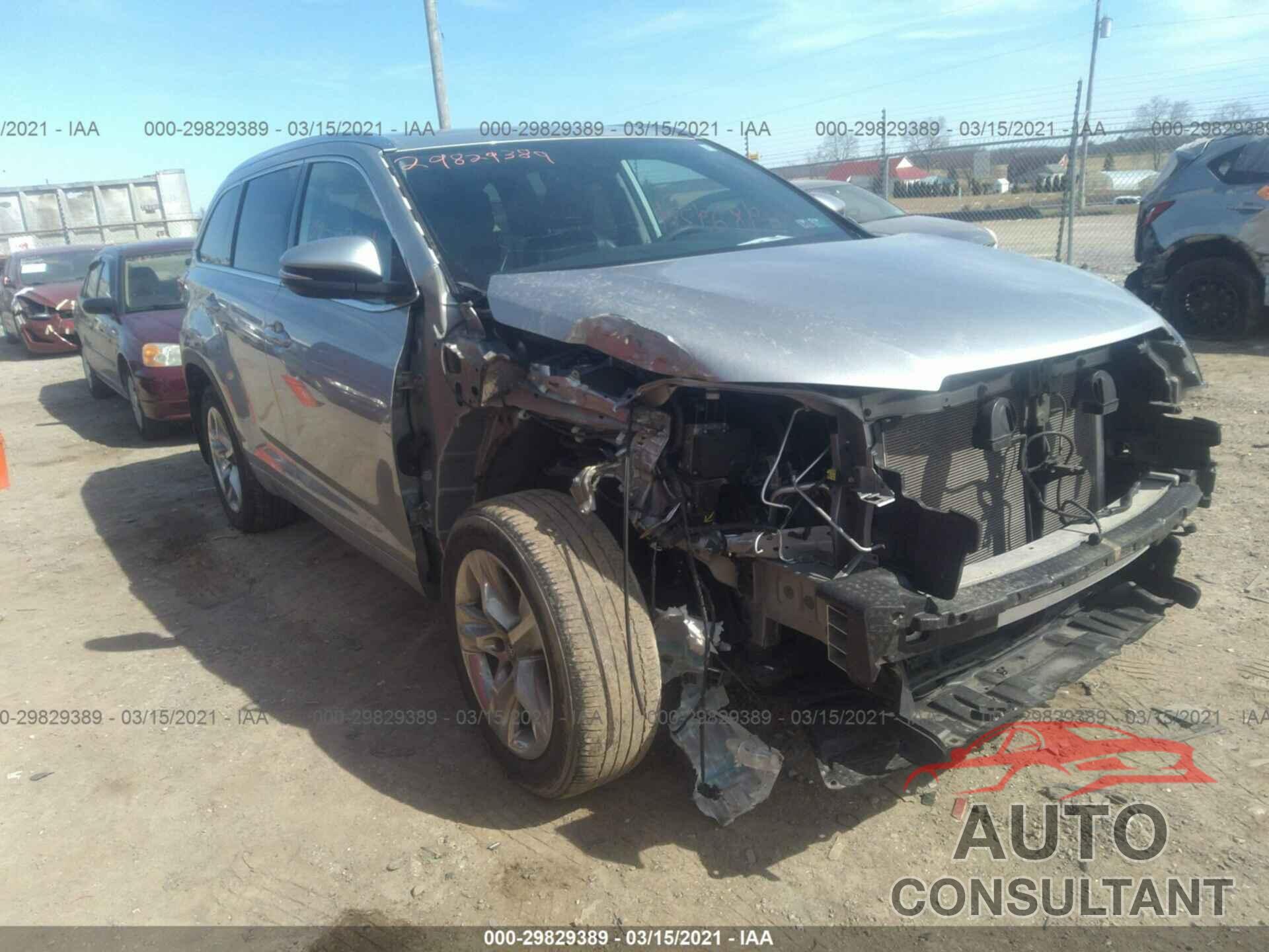 TOYOTA HIGHLANDER 2018 - 5TDDZRFH5JS882595