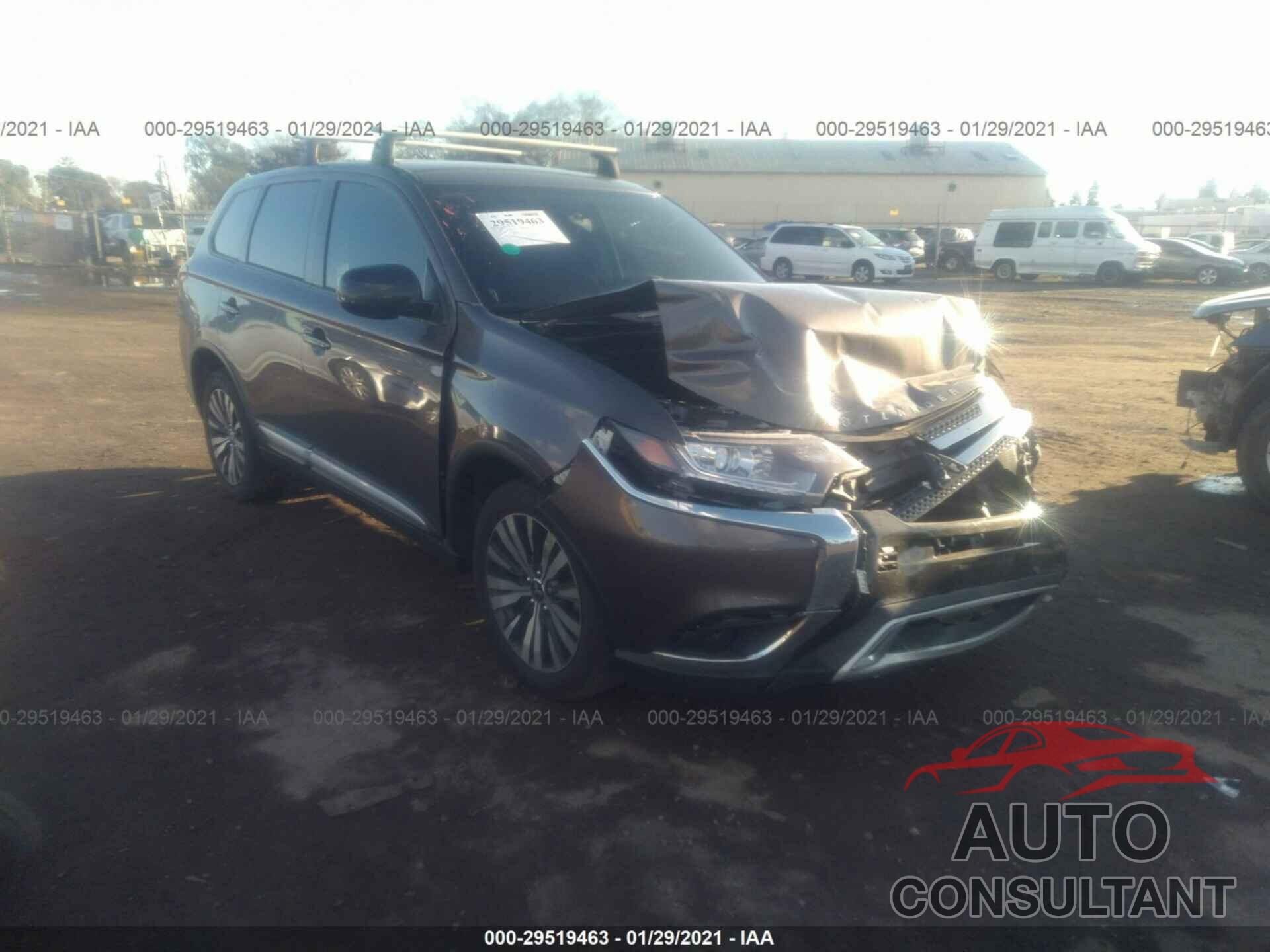 MITSUBISHI OUTLANDER 2019 - JA4AD2A38KZ017862