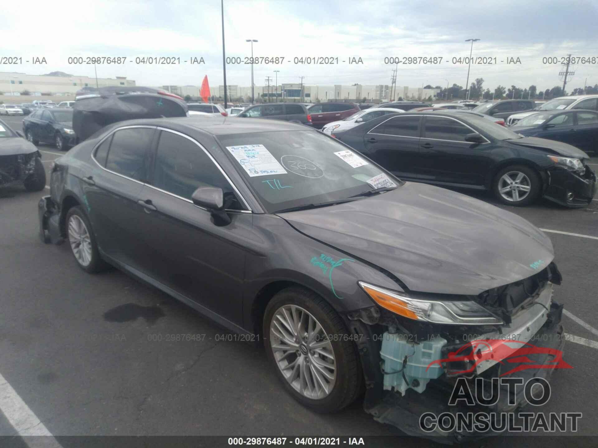 TOYOTA CAMRY 2019 - 4T1B11HK8KU162550