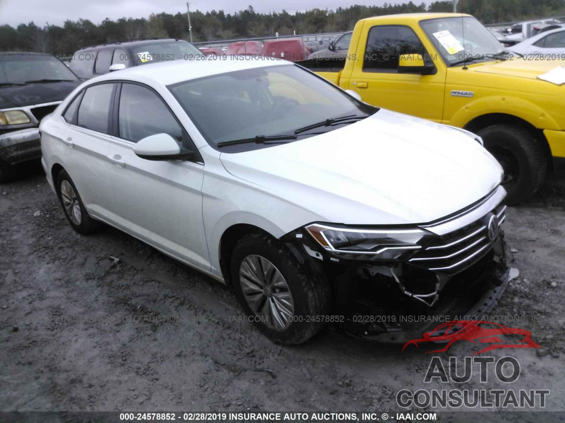 VOLKSWAGEN JETTA 2019 - 3VWC57BUXKM049209