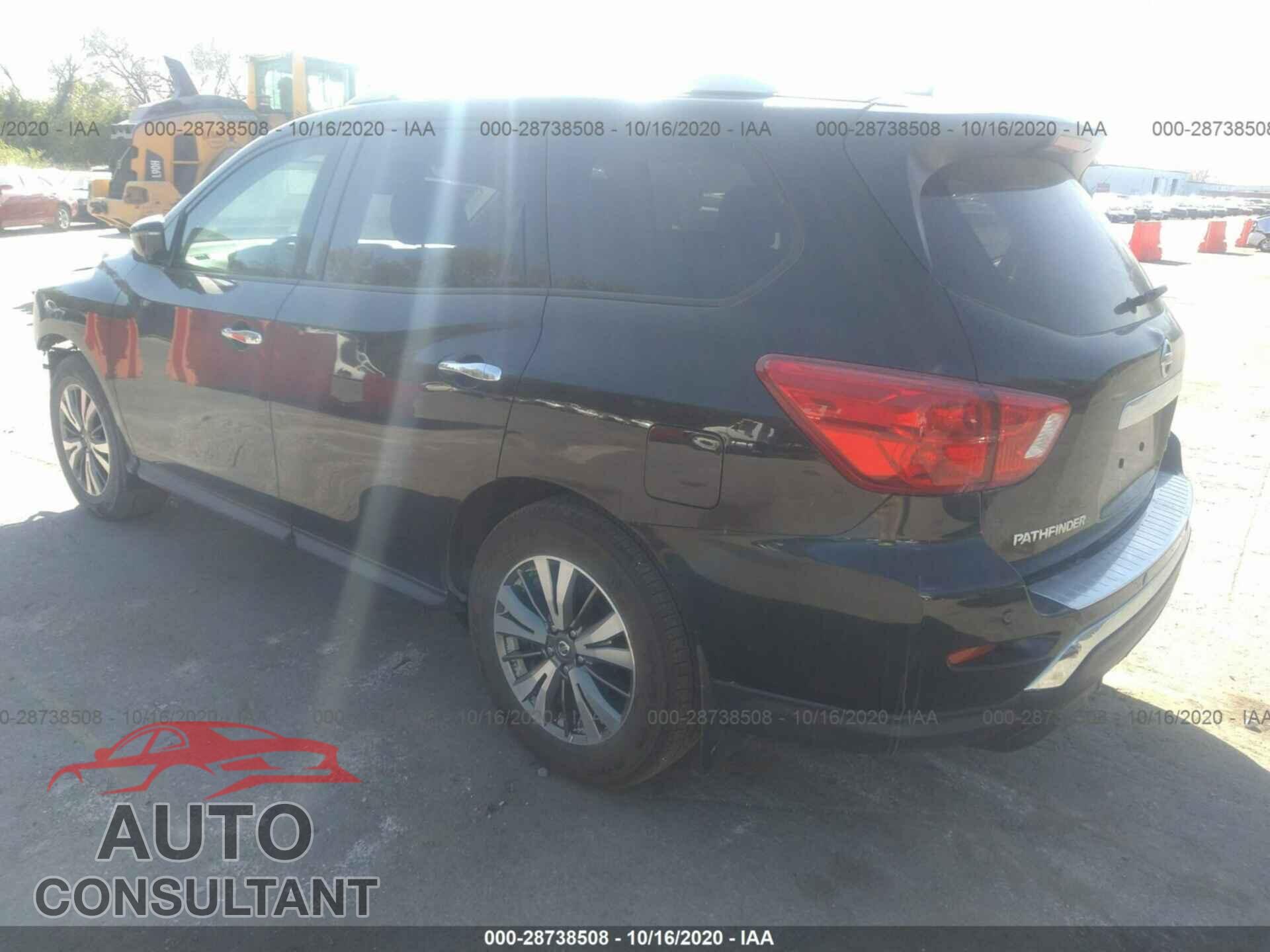 NISSAN PATHFINDER 2017 - 5N1DR2MM8HC607978