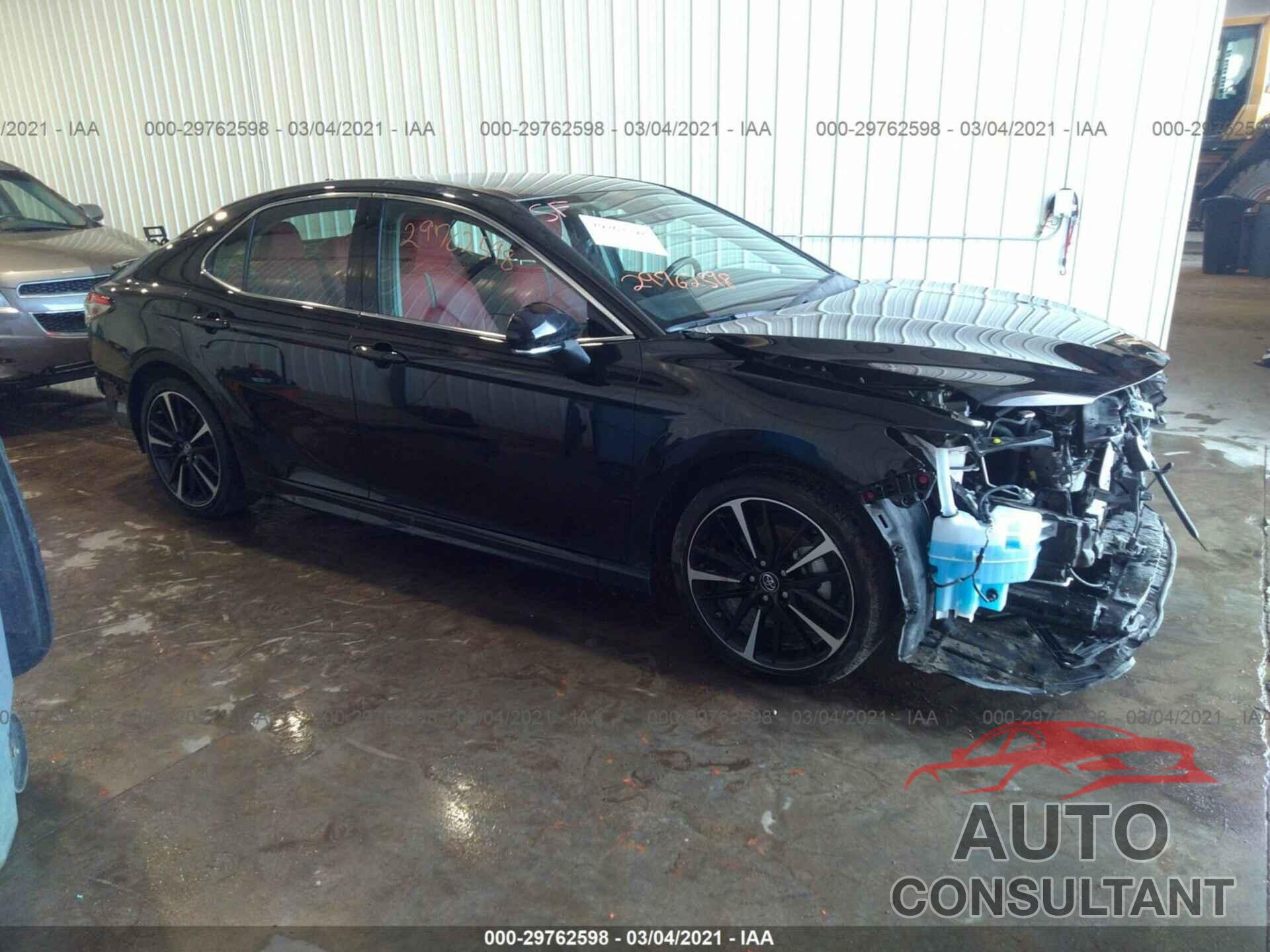TOYOTA CAMRY 2019 - 4T1B61HK8KU745573