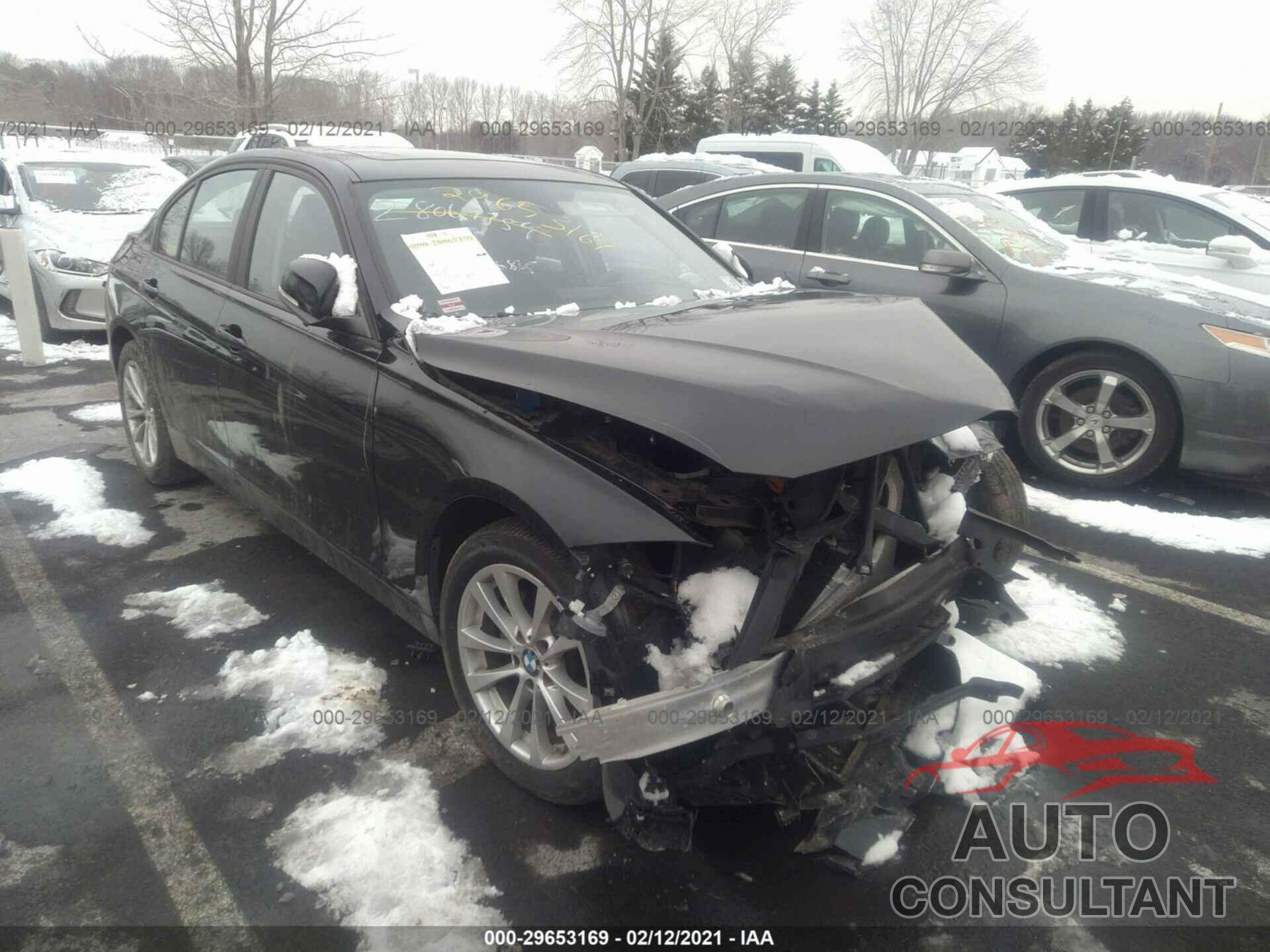 BMW 3 SERIES 2018 - WBA8E5G51JNU46890