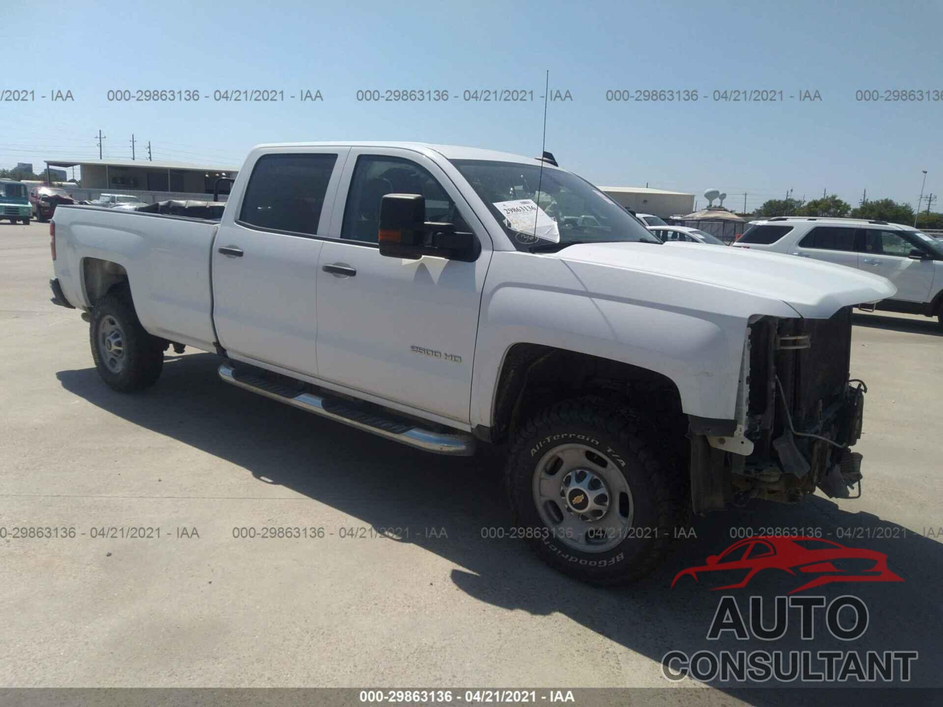 CHEVROLET SILVERADO 2500HD 2018 - 1GC1KUEG9JF149940