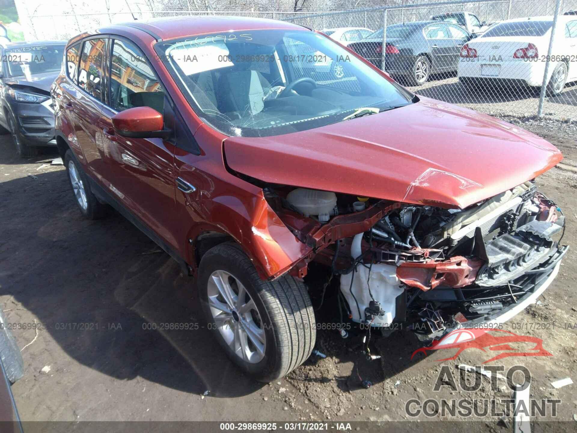 FORD ESCAPE 2019 - 1FMCU0GD3KUB77532