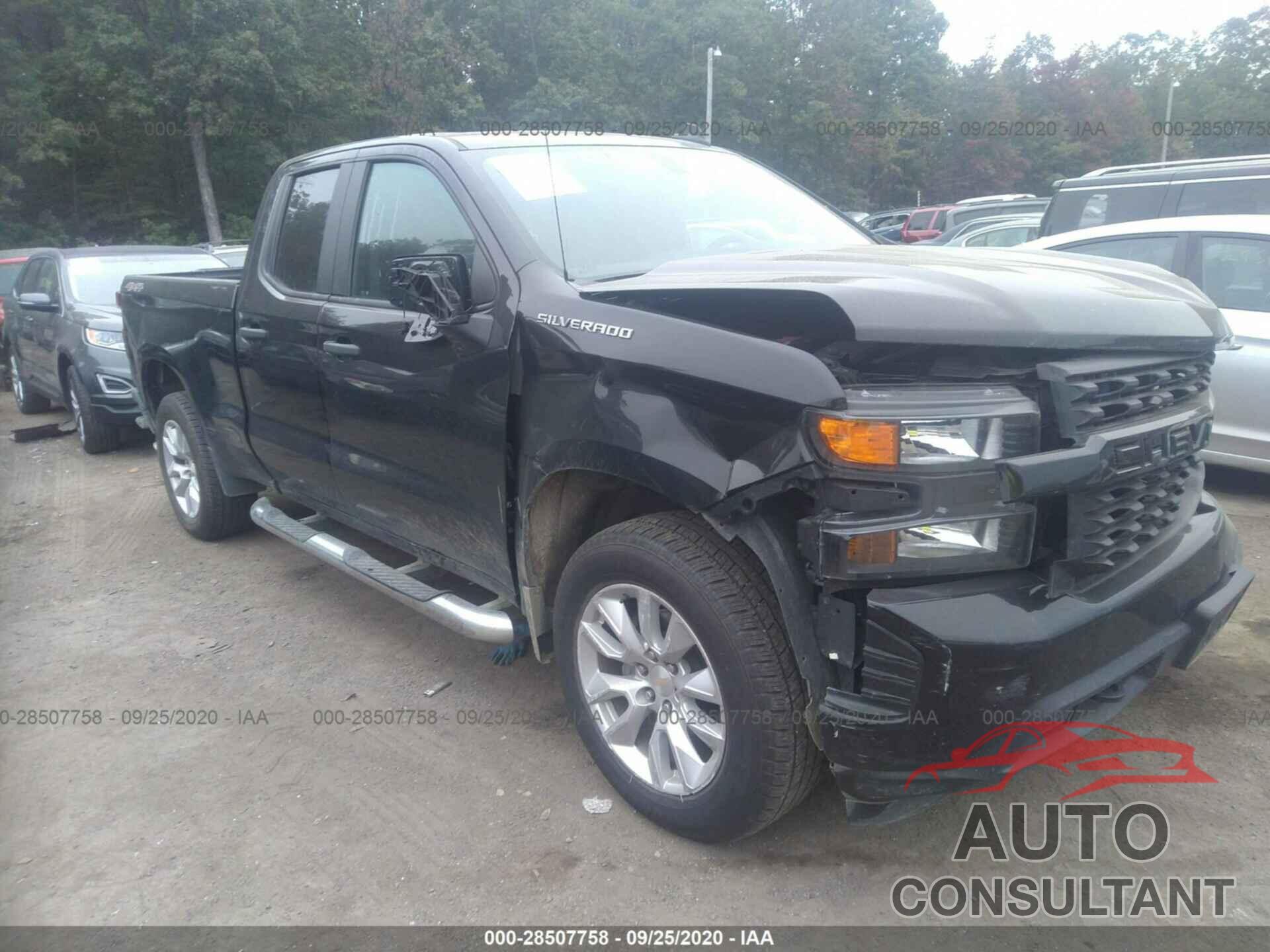 CHEVROLET SILVERADO 1500 2019 - 1GCRYBEHXKZ412922