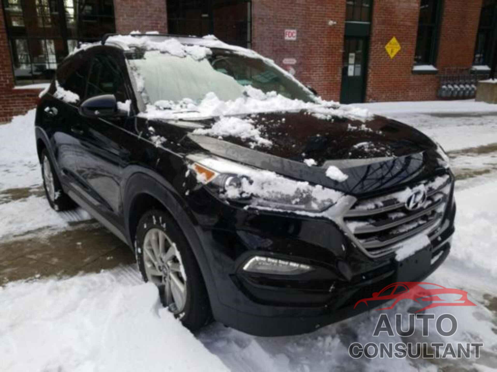 HYUNDAI TUCSON 2017 - KM8J3CA45HU588010