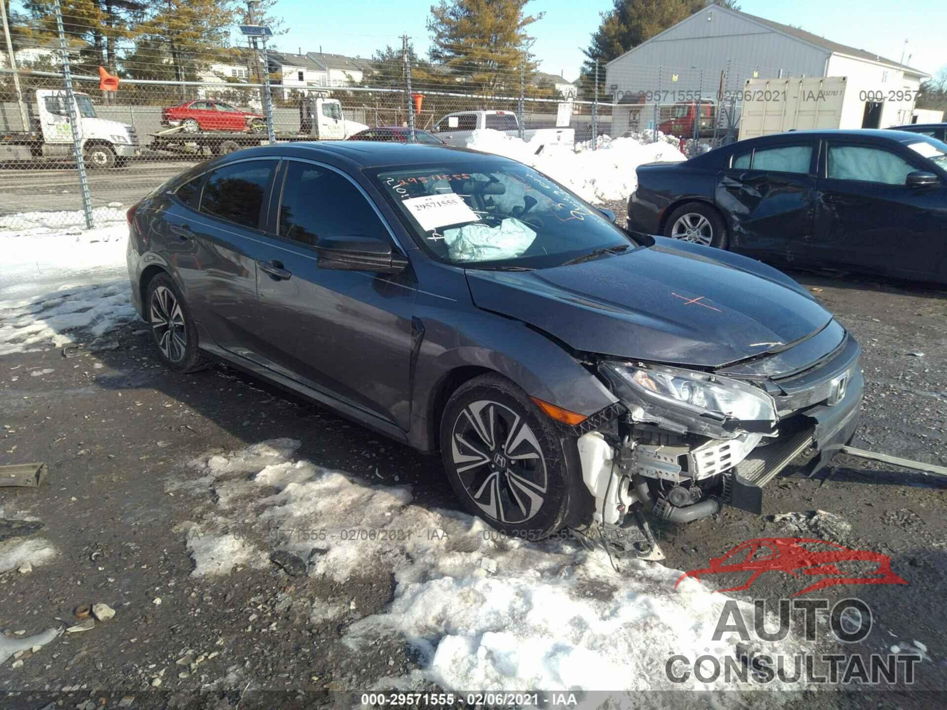 HONDA CIVIC SEDAN 2017 - 19XFC1F37HE200093