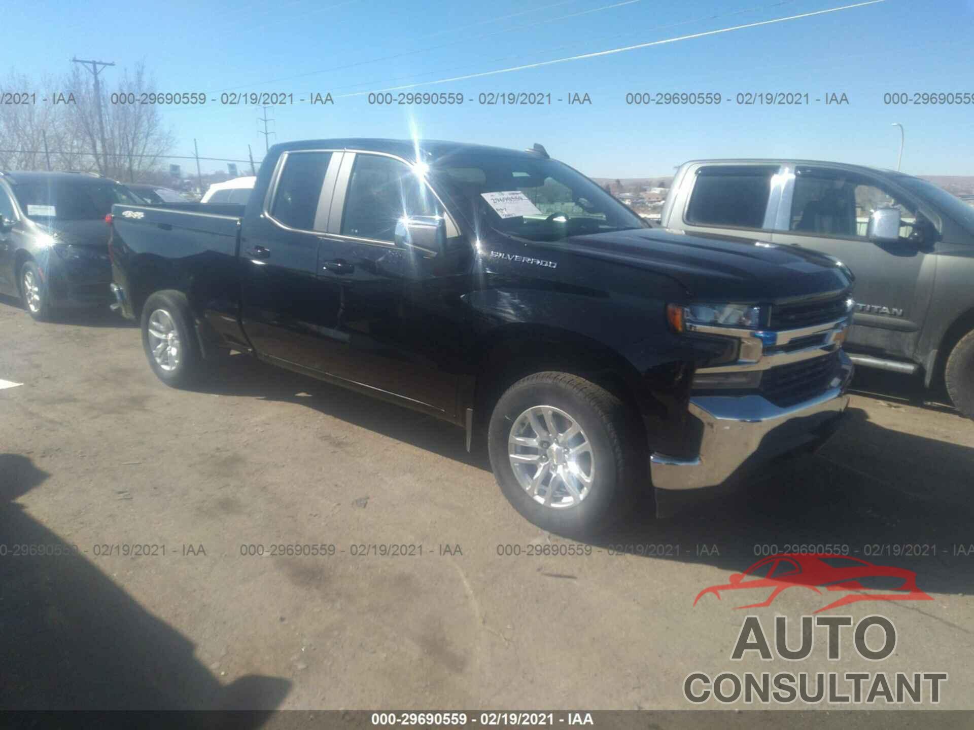 CHEVROLET SILVERADO 1500 2020 - 1GCRYDED7LZ157351