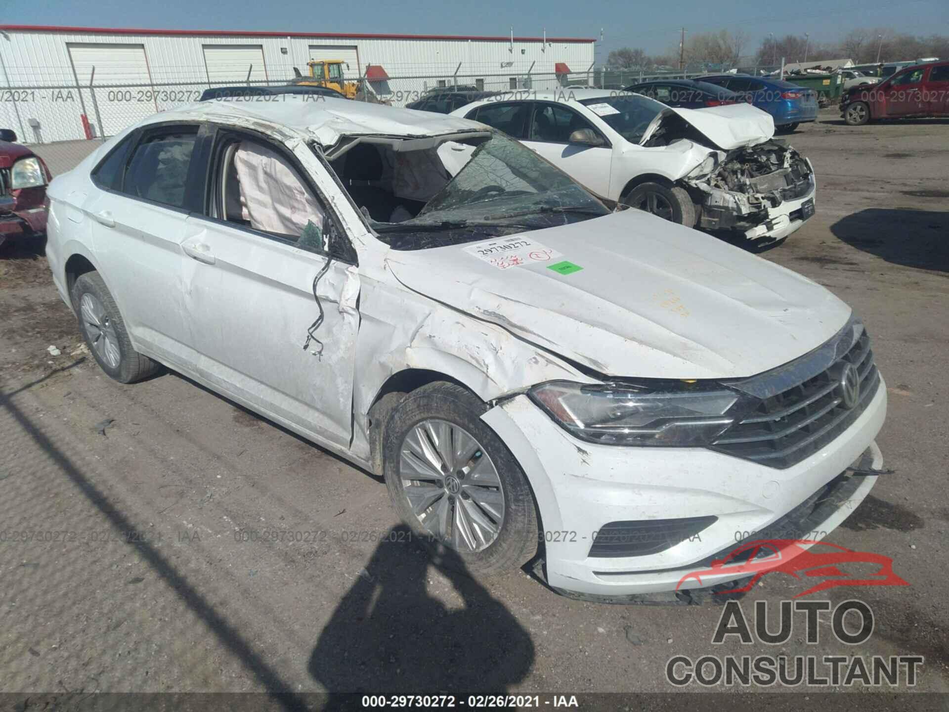 VOLKSWAGEN JETTA 2019 - 3VWN57BU7KM238327